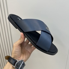 ⚠️【P R A D*】⚠️高品质,顶尖工艺品⚠️男士真皮拖鞋⚠️正码:39-44(4一10)⚠夏季专属 ⚠️【P R A D*】⚠️高品质,顶尖工艺品⚠️男士真皮拖鞋⚠️正码:39-44(4一10)⚠夏季专属