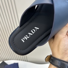 ⚠️【P R A D*】⚠️高品质,顶尖工艺品⚠️男士真皮拖鞋⚠️正码:39-44(4一10)⚠夏季专属 ⚠️【P R A D*】⚠️高品质,顶尖工艺品⚠️男士真皮拖鞋⚠️正码:39-44(4一10)⚠夏季专属