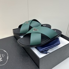 ⚠️【P R A D*】⚠️高品质,顶尖工艺品⚠️男士真皮拖鞋⚠️正码:39-44(4一10)⚠夏季专属 ⚠️【P R A D*】⚠️高品质,顶尖工艺品⚠️男士真皮拖鞋⚠️正码:39-44(4一10)⚠夏季专属