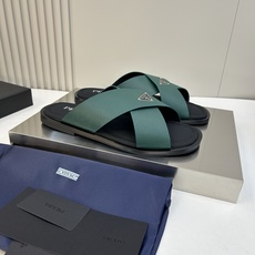 ⚠️【P R A D*】⚠️高品质,顶尖工艺品⚠️男士真皮拖鞋⚠️正码:39-44(4一10)⚠夏季专属 ⚠️【P R A D*】⚠️高品质,顶尖工艺品⚠️男士真皮拖鞋⚠️正码:39-44(4一10)⚠夏季专属
