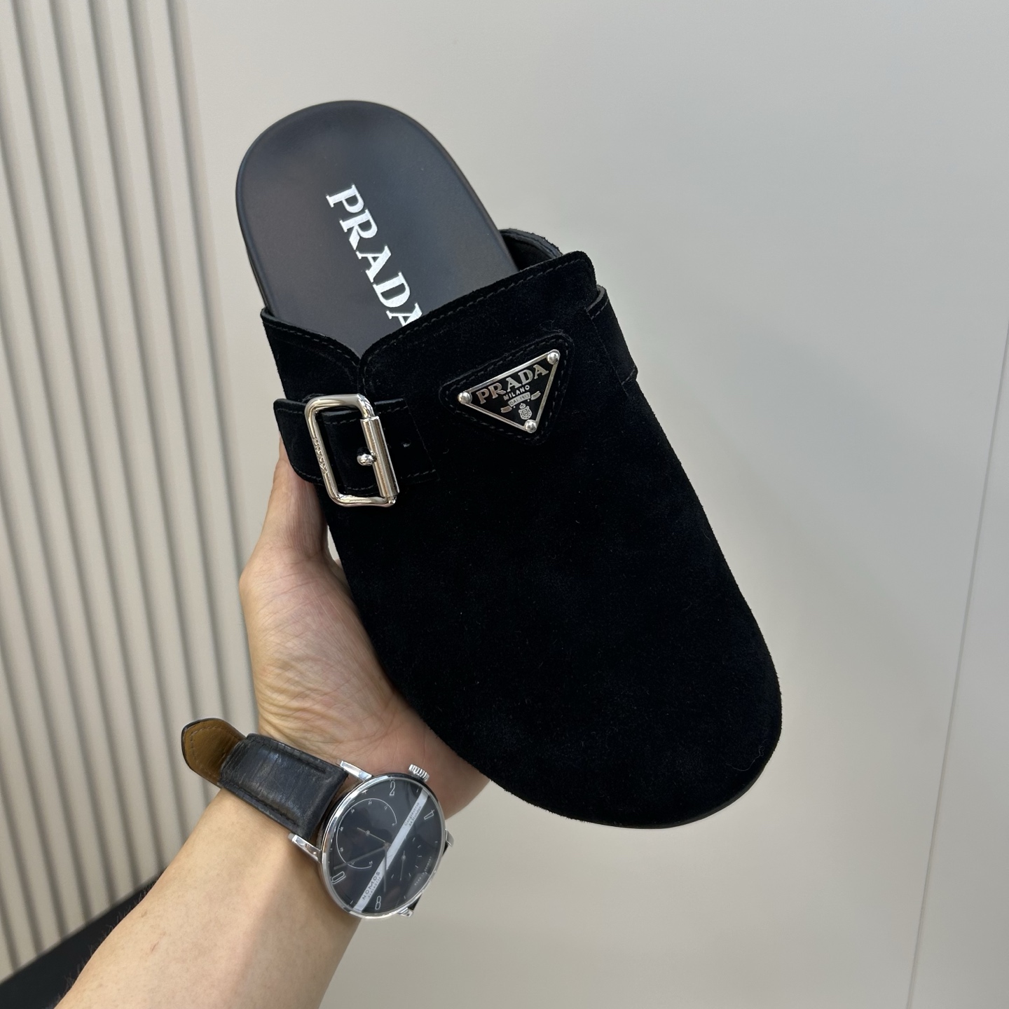 ⚠️【PRA＊A】⚠️男士皮革穆勒鞋⚠️码数：39 －44(45．46订做)⚠️春夏最新款！经典简约包头