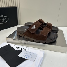 ⚠️【PRA*A】⚠️男士精品拖鞋⚠️码数:39 -44(45.46订做)⚠️春夏最新款!经典简约男士拖 ⚠️【PRA*A】⚠️男士精品拖鞋⚠️码数:39 -44(45.46订做)⚠️春夏最新款!经典简约男士拖