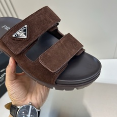 ⚠️【PRA*A】⚠️男士精品拖鞋⚠️码数:39 -44(45.46订做)⚠️春夏最新款!经典简约男士拖 ⚠️【PRA*A】⚠️男士精品拖鞋⚠️码数:39 -44(45.46订做)⚠️春夏最新款!经典简约男士拖