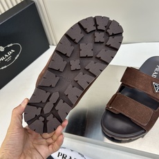 ⚠️【PRA*A】⚠️男士精品拖鞋⚠️码数:39 -44(45.46订做)⚠️春夏最新款!经典简约男士拖 ⚠️【PRA*A】⚠️男士精品拖鞋⚠️码数:39 -44(45.46订做)⚠️春夏最新款!经典简约男士拖