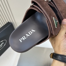 ⚠️【PRA*A】⚠️男士精品拖鞋⚠️码数:39 -44(45.46订做)⚠️春夏最新款!经典简约男士拖 ⚠️【PRA*A】⚠️男士精品拖鞋⚠️码数:39 -44(45.46订做)⚠️春夏最新款!经典简约男士拖
