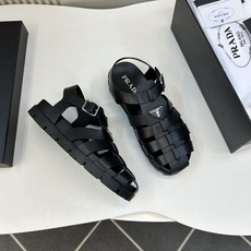 ⚠️【PRA*A】⚠️男士精品凉鞋⚠️码数:39 -44(45.46订做)⚠️春夏最新款!经典简约男士凉 ⚠️【PRA*A】⚠️男士精品凉鞋⚠️码数:39 -44(45.46订做)⚠️春夏最新款!经典简约男士凉