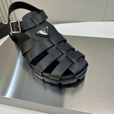 ⚠️【PRA*A】⚠️男士精品凉鞋⚠️码数:39 -44(45.46订做)⚠️春夏最新款!经典简约男士凉 ⚠️【PRA*A】⚠️男士精品凉鞋⚠️码数:39 -44(45.46订做)⚠️春夏最新款!经典简约男士凉