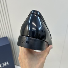 ⚠️Di*r⚠️,顶尖工艺品⚠️时尚正装皮底⚠️正码:39一44,(5一10)⚠️迪奥永恒经典乐福鞋!🐂 ⚠️Di*r⚠️,顶尖工艺品⚠️时尚正装皮底⚠️正码:39一44,(5一10)⚠️迪奥永恒经典乐福鞋!🐂