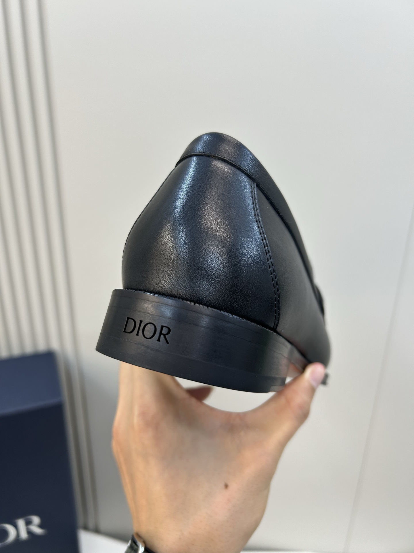 ⚠️Di*r⚠️，顶尖工艺品⚠️时尚正装皮底⚠️正码：39一44，(5一10) 皮底⚠️迪奥永恒经典乐福