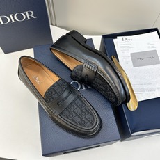 ⚠️Di*r⚠️,顶尖工艺品⚠️时尚正装皮底⚠️正码:39一44,(5一10) 皮底⚠️迪奥永恒经典乐福 ⚠️Di*r⚠️,顶尖工艺品⚠️时尚正装皮底⚠️正码:39一44,(5一10) 皮底⚠️迪奥永恒经典乐福