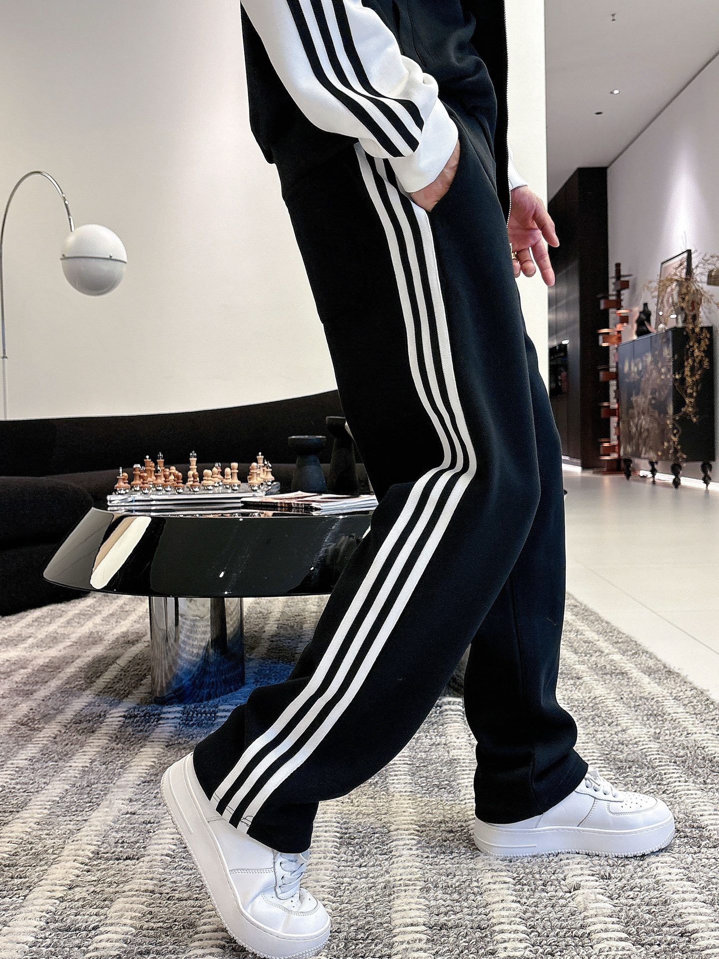 Prada Men's Black & White Two-Piece Tracksuit with Logo Embroidery, M-3XL 13 i1758471216334 7594 0 13