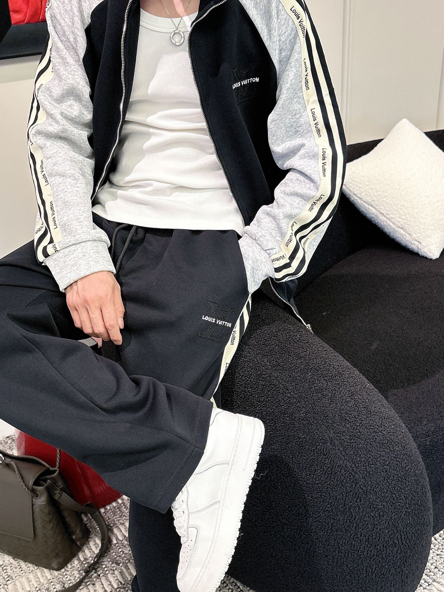 Louis Vuitton Men's Black & Grey Tracksuit Set, Designer Logo, Casual Style 9 i1758471981289 7221 0 5