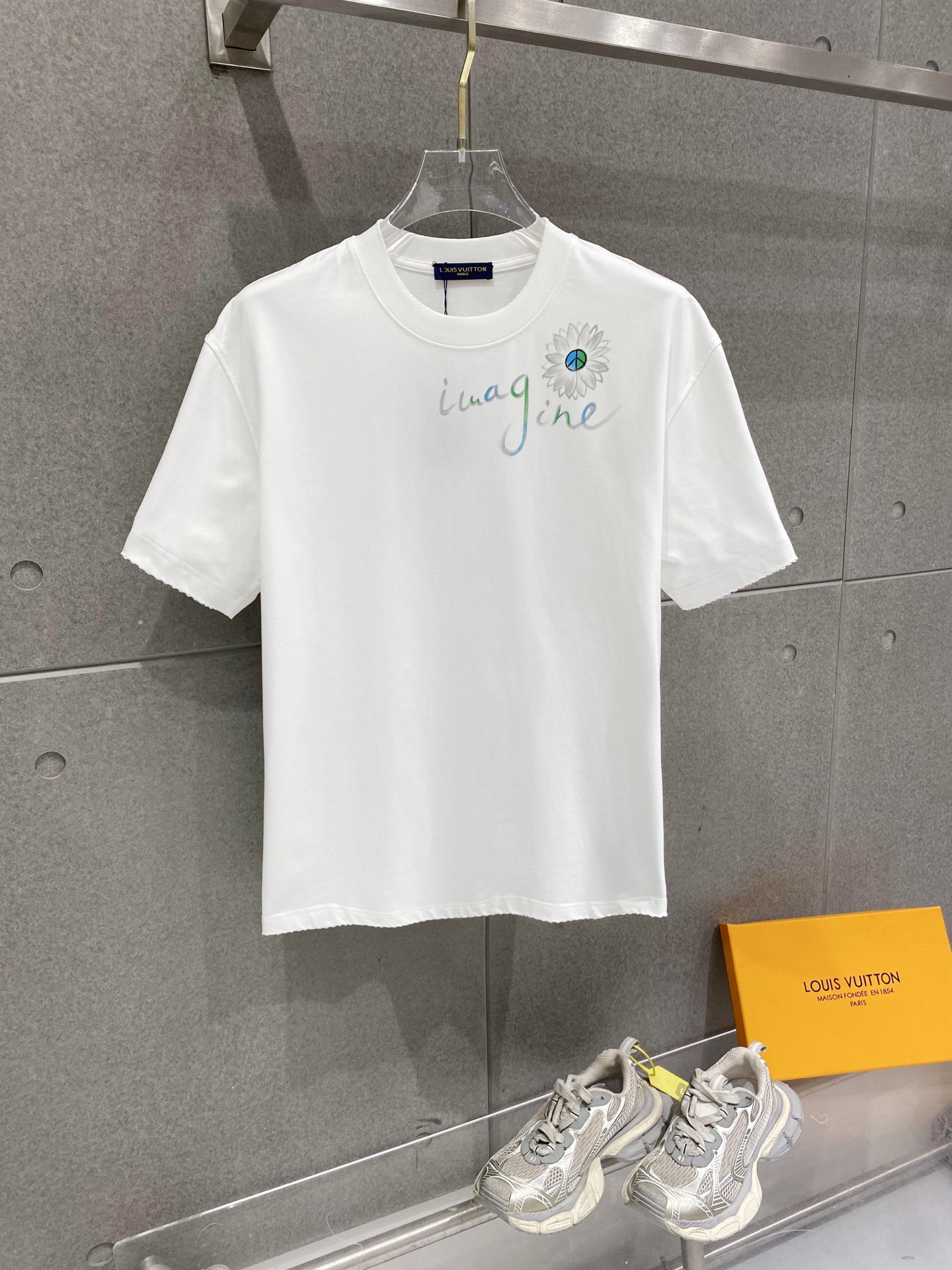 P115 [Calidad original] Marca: LV Louis Vuitton 26SS última camiseta de manga corta de alta gama con cuello de doble co…