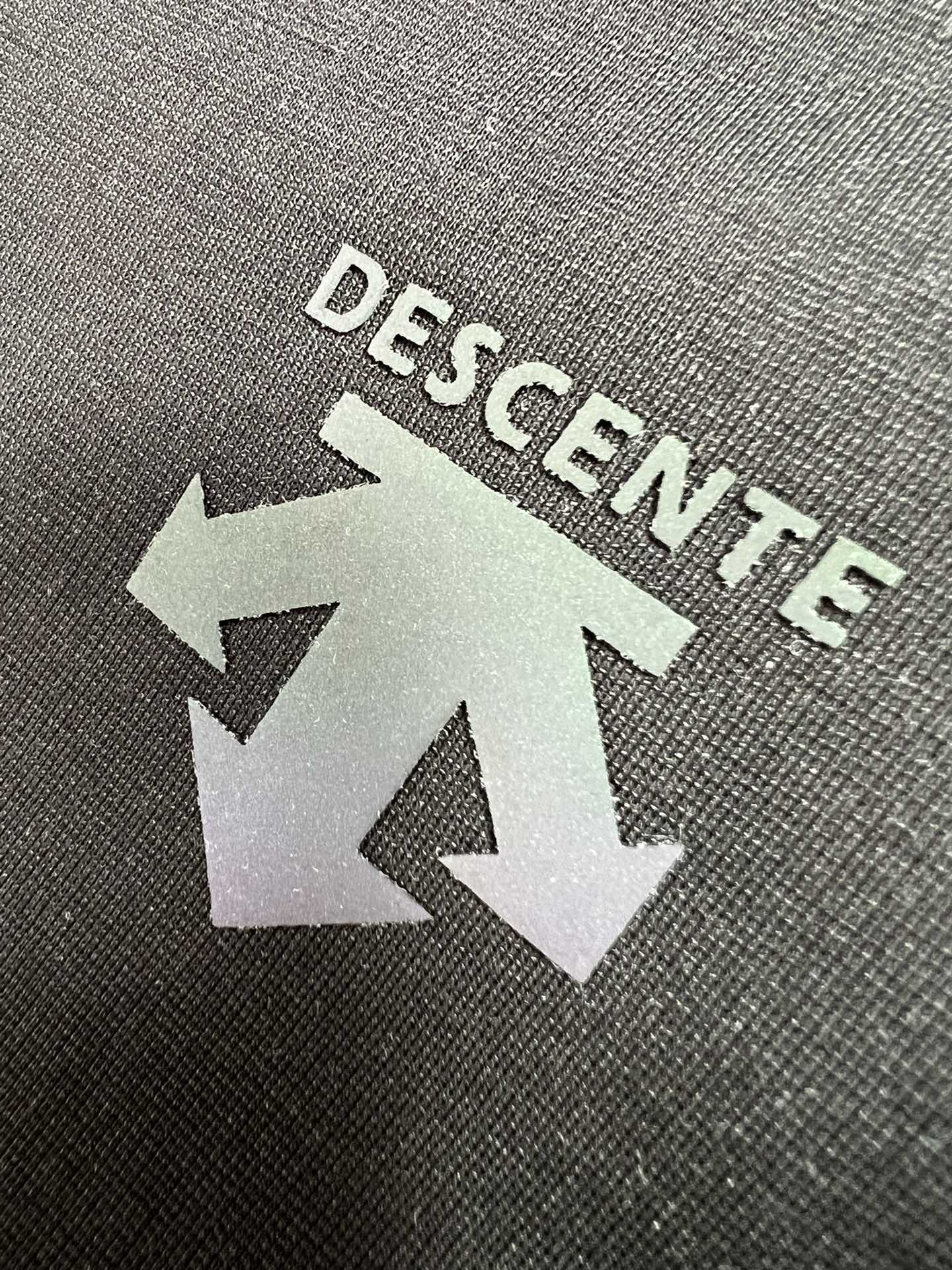 ️Descente/迪桑特2024年春夏新品上新三标齐全圆领短袖T恤好货不用过多介绍看细节专柜码数M-X