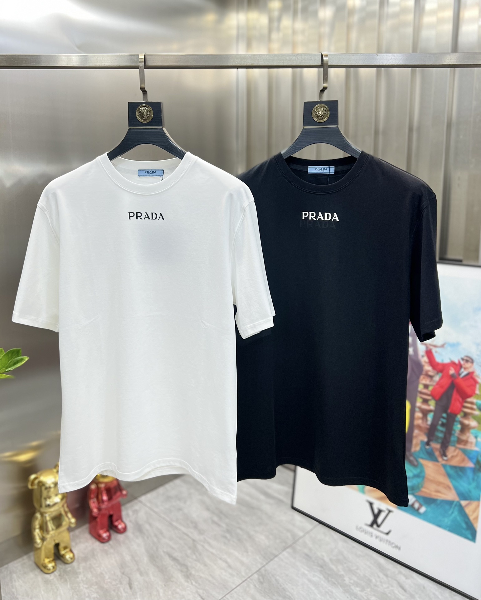 ️Prada/普拉达2024年春夏新品上新三标齐全圆领短袖T恤好货不用过多介绍看细节专柜码数M-XXXL