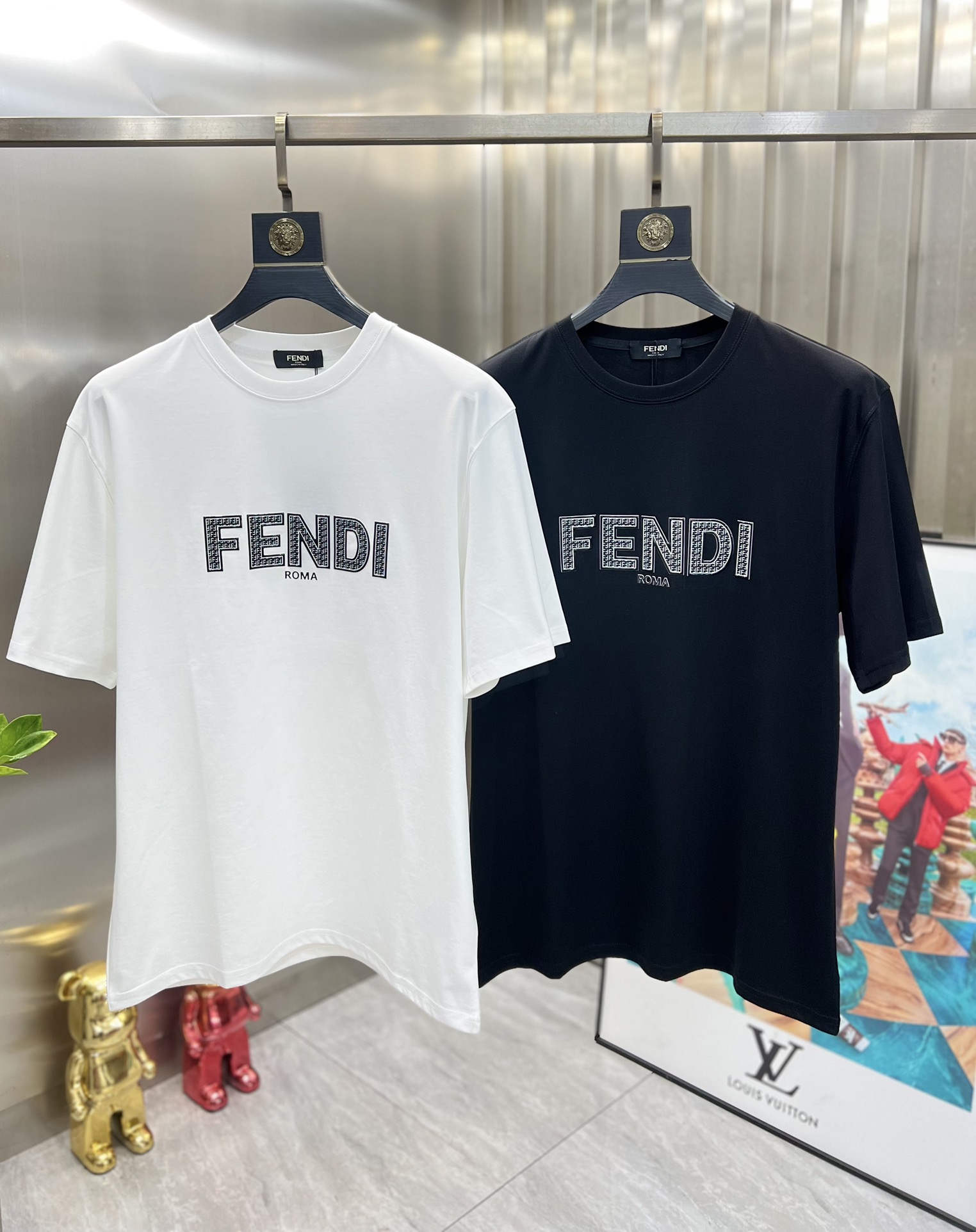 ️Fendi/芬迪2024年春夏新品上新三标齐全圆领短袖T恤好货不用过多介绍看细节专柜码数M-XXXL1