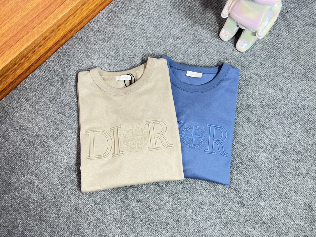 ️Dior/迪奥2024年春夏新品上新三标齐全圆领短袖T恤好货不用过多介绍看细节专柜码数S-XL