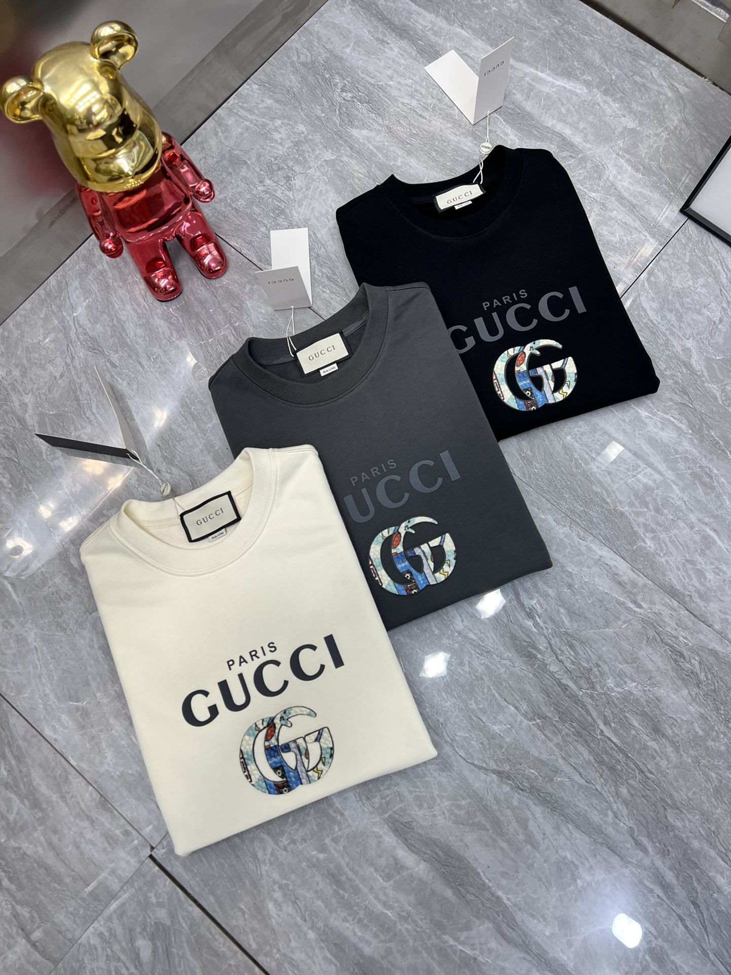 NO:566097,Gucci/Gucci new autumn and winter products, complete with three labels, three-dimensional foam technology on the chest, 380g couple's round neck pure cotton sweatshirt, good products need no introduction, look at the details, counter size M-XXXL 175/140, recommended L,, gucci, hoodie, sweatshirts, alexander wang19860909Gucci/古奇 秋冬新品 三标齐全 胸前立体泡沫工艺 380g情侣款圆领纯棉卫衣 好货不用过多介绍 看细节 专柜码数 M-XXXL 175/140建议L,,gucci,hoodie,sweatshirts,alexander wang,Men's clothing
