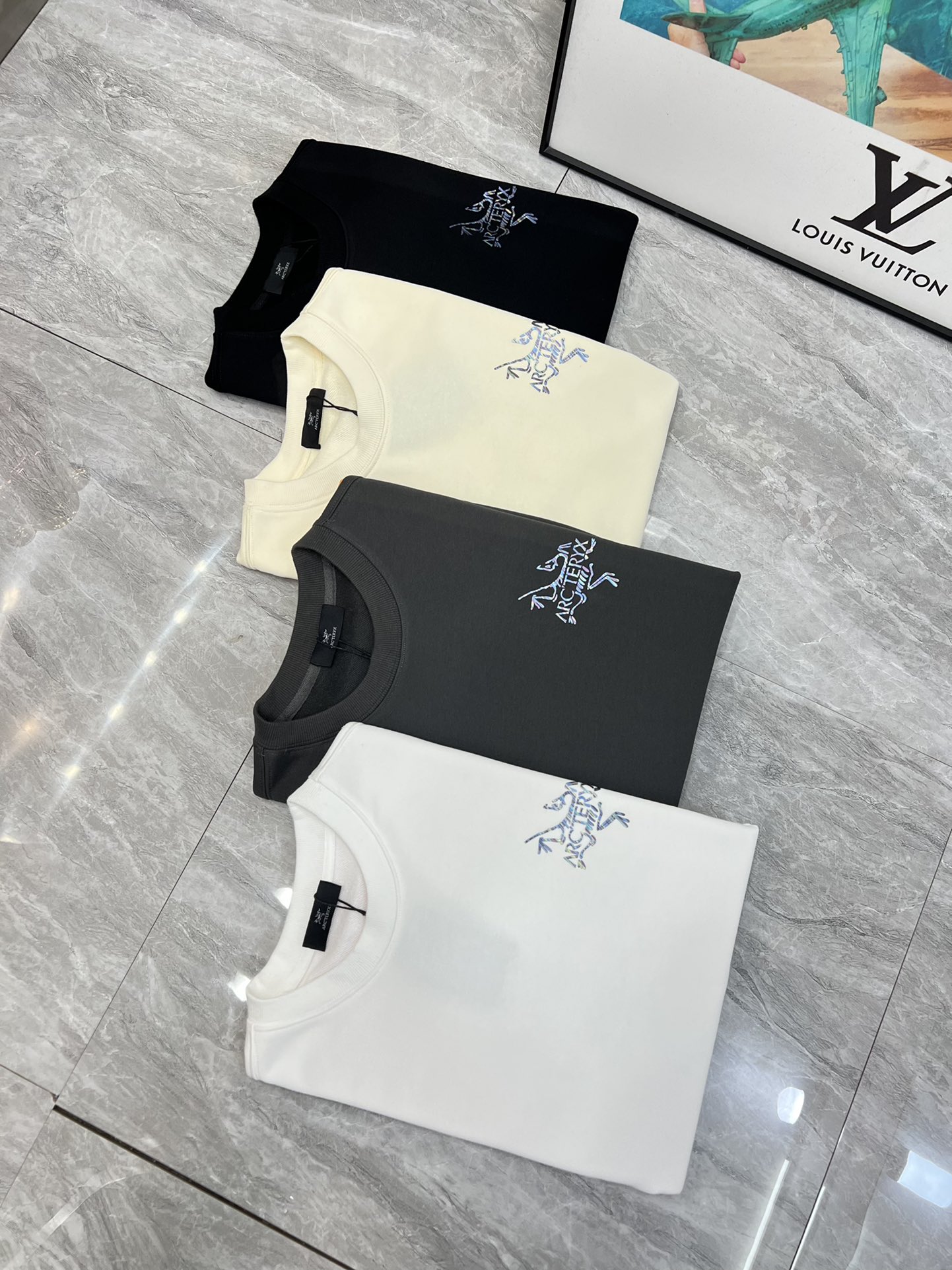 NO:568172,Arc/Arc'teryx 2025 autumn and winter new products, complete with three standards, 380g couple's round neck pure cotton sweatshirt. Good product, no need to introduce too much. Look at the details. Counter size M-XXXL /140 recommended L, arc'teryx, hoodie, sweatshirts, alexander wang19860909Arc/始祖鸟 2025秋冬新品 三标齐全 380g情侣款圆领纯棉卫衣 好货不用过多介绍 看细节 专柜码数 M-XXXL /140建议L,arc'teryx,hoodie,sweatshirts,alexander wang,Men's clothing