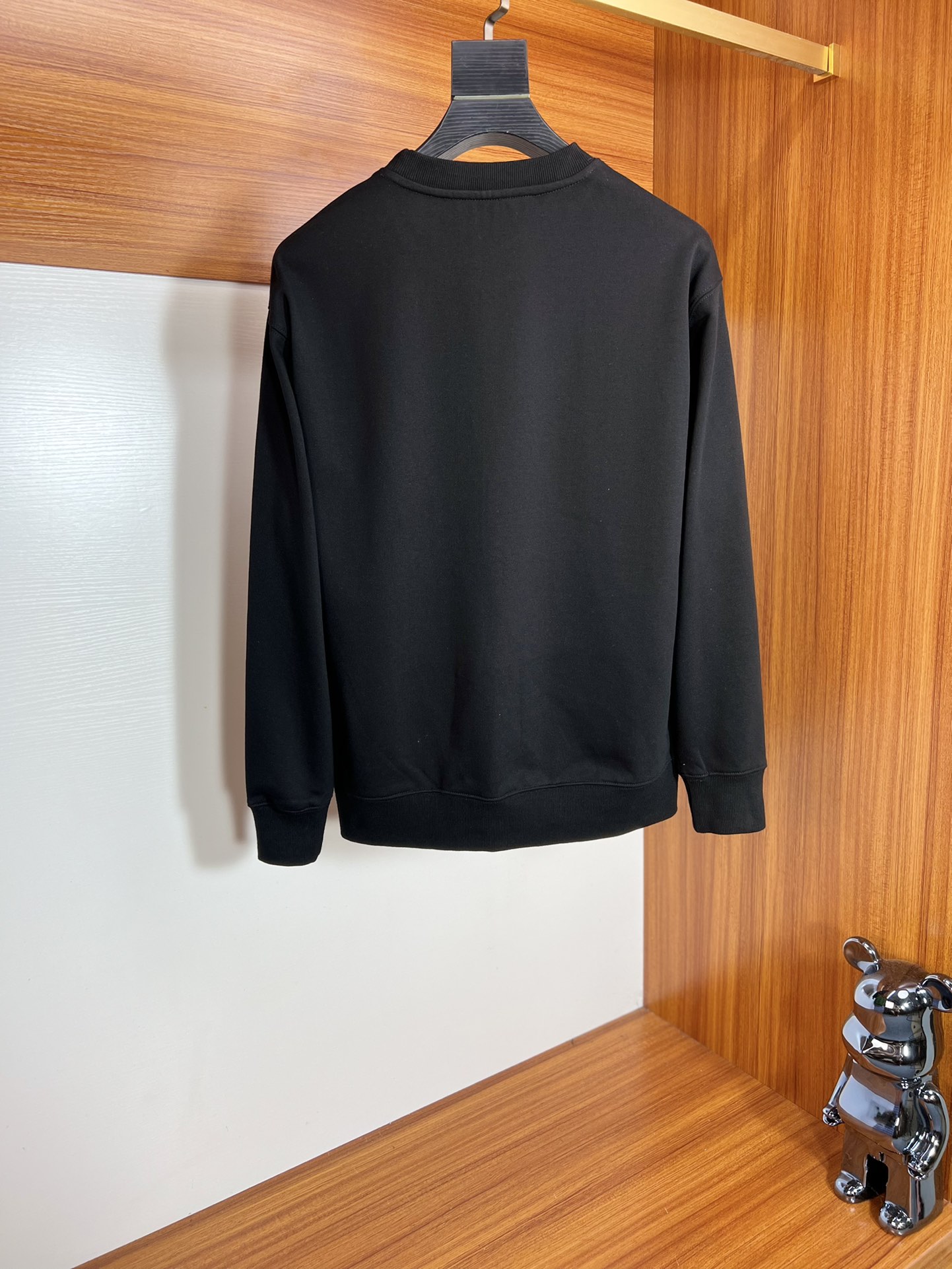Hermes Black Cotton Sweatshirt with Horse Graphic for Men Casual Daily Wear 8 i1727359455 6847 0