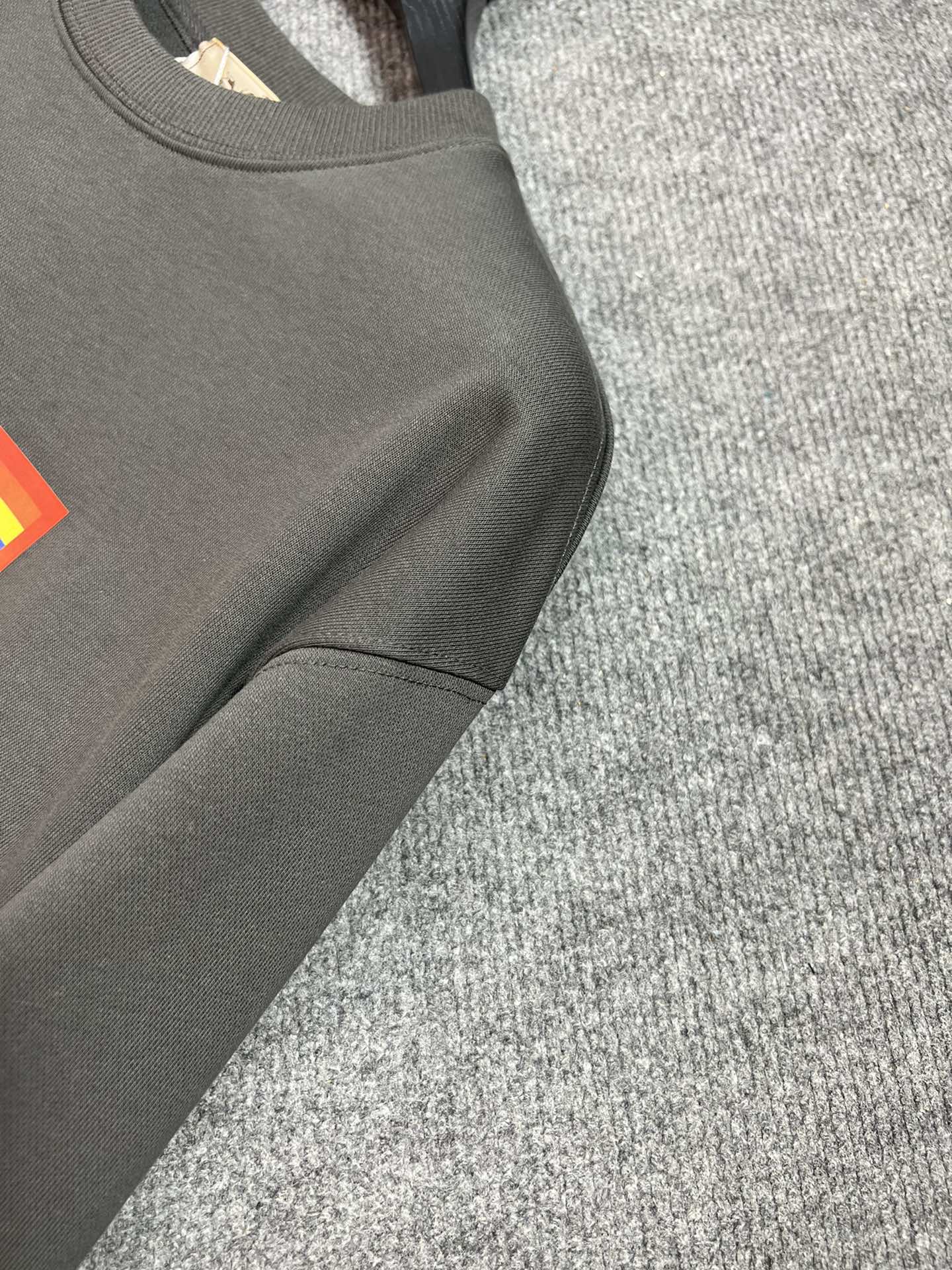 Hermès Men's Horse Graphic Print Crew Neck Sweatshirt - Casual Pullover 8 i1727359512 9108 8