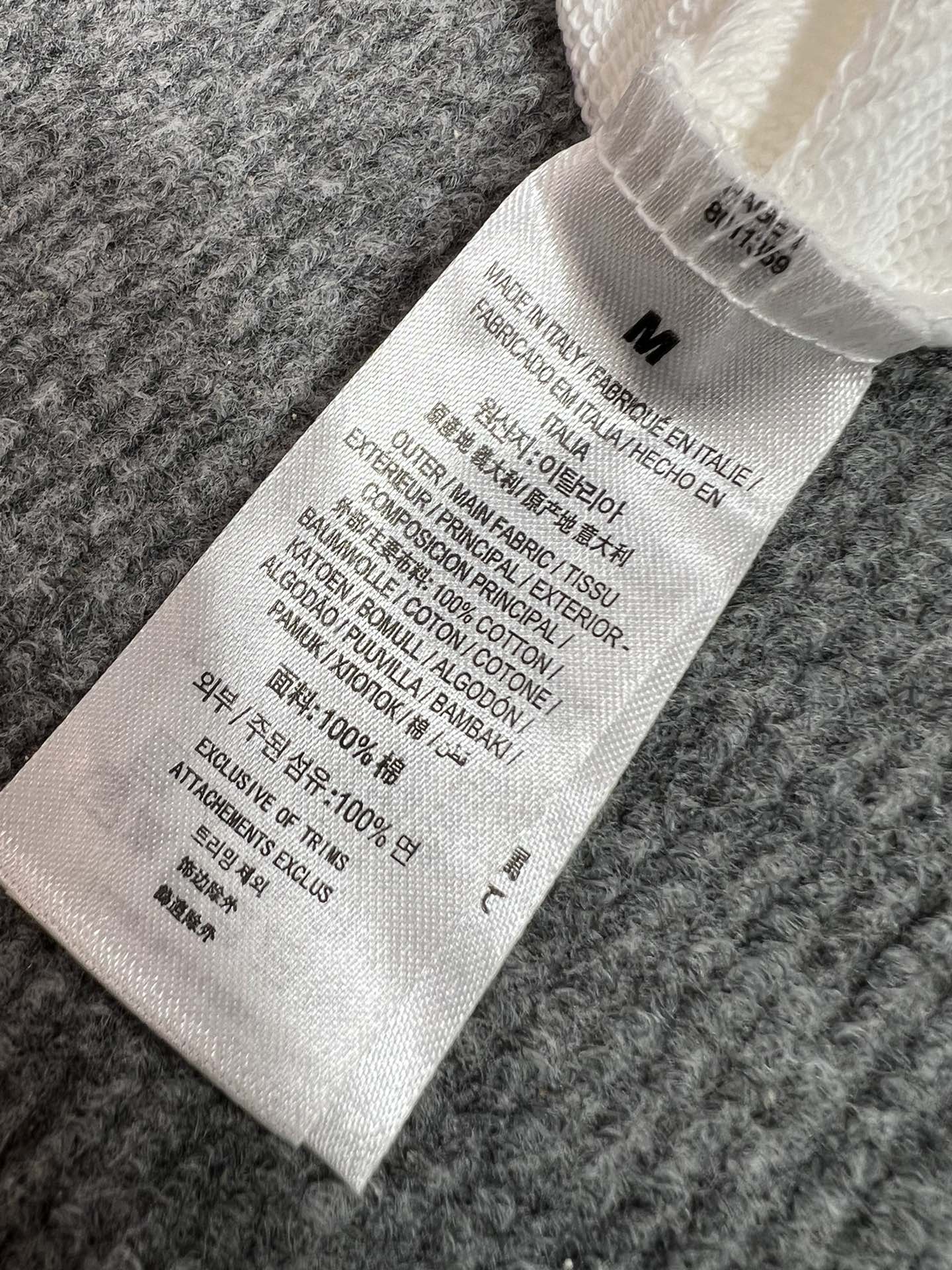 Elegant Hermès Horse Graphic Pullover Sweatshirt - Stylish and Comfortable 8 i1727359559 6580 5