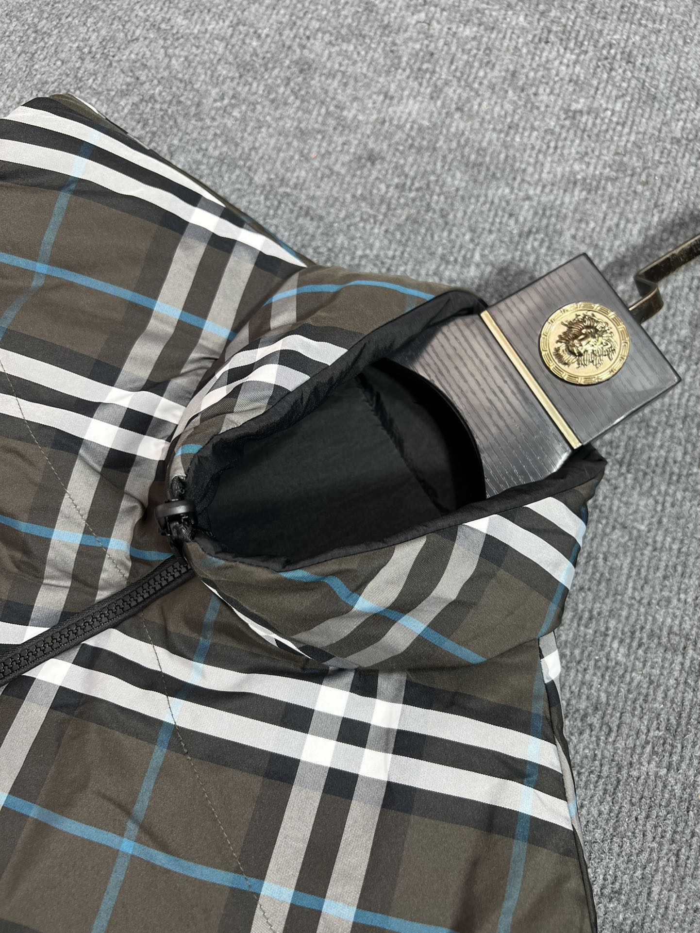 ️Burberry/巴宝莉2025年秋冬新品上新三标齐全充实饱满90白鸭绒双面马甲羽绒服好货不用过多介绍