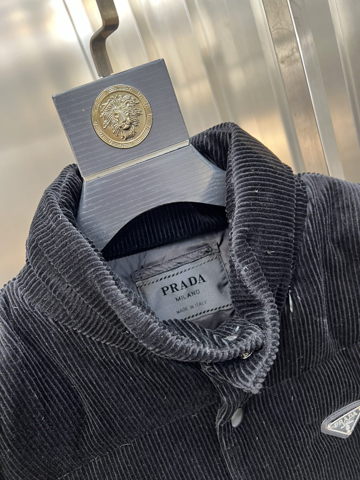 ️Prada/普拉达2025秋冬新品三标齐全羽绒服充实饱满90白鸭绒好货不用过多介绍看细节专柜码数M-X