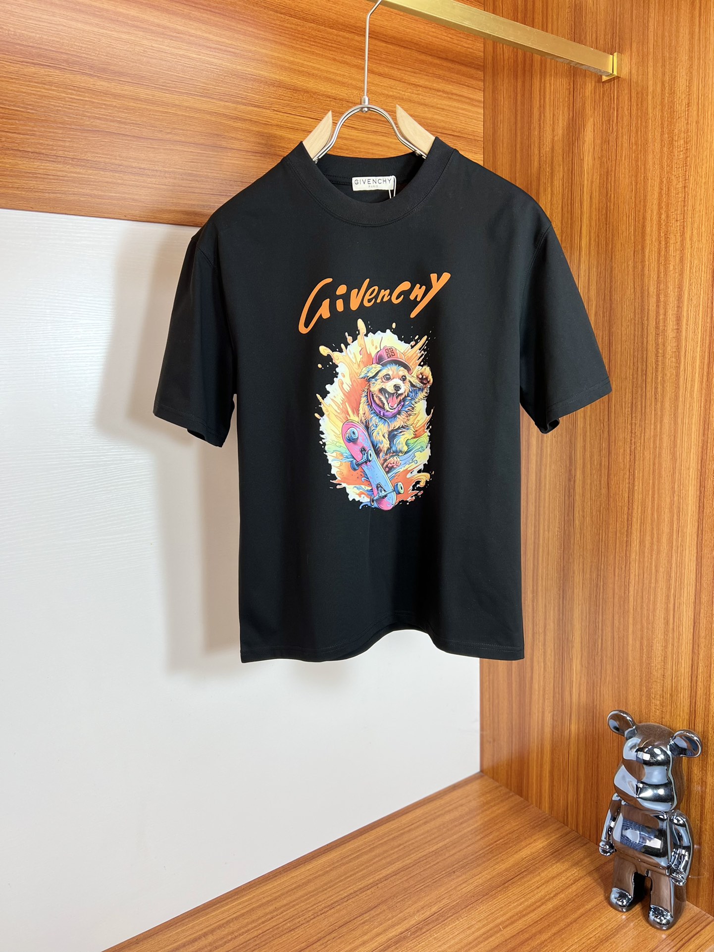 NO:471806,Givenchy 2025 Spring and Summer New Products, Complete Three Standards, Round Neck Pure Cotton Short-Sleeved T-shirts, Don’t need to introduce too much good products, look at the details, Counter Code M-XXXL 175/Suggestions L,,, given, given, given, T-shirt,tees, t-shirt,alexander wang19860909give/纪梵希 2025春夏新品 三标齐全 圆领纯棉短袖T恤 好货不用过多介绍 看细节 专柜码数M-XXXL 175/建议L ,,,givenchy,givenchy,T-shirt,tees，t-shirt,alexander wang,Men's clothing