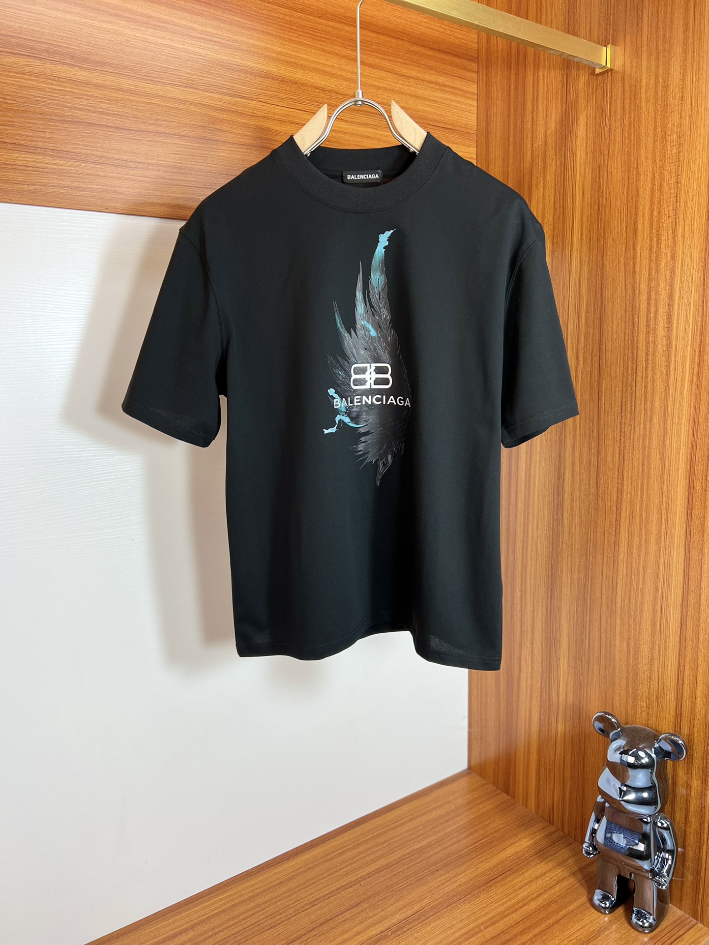 NO:423140,Balenciaga/Balenciaga Spring and Summer 2025 New Products, Three Standards, Round Neck Pure Cotton Short-Sleeve T-Shirts, Don’t need to introduce too much good products, look at the details, Counter Code M-XXXL 175/Suggestions,,balenciaga,balenciaga,T-shirt,tees,t-shirt,alexander wang19860909Balenciaga/巴黎世家 2025春夏新品 三标齐全 圆领纯棉短袖T恤 好货不用过多介绍 看细节 专柜码数M-XXXL 175/建议L,,balenciaga,balenciaga,T-shirt,tees，t-shirt,alexander wang,Men's clothing