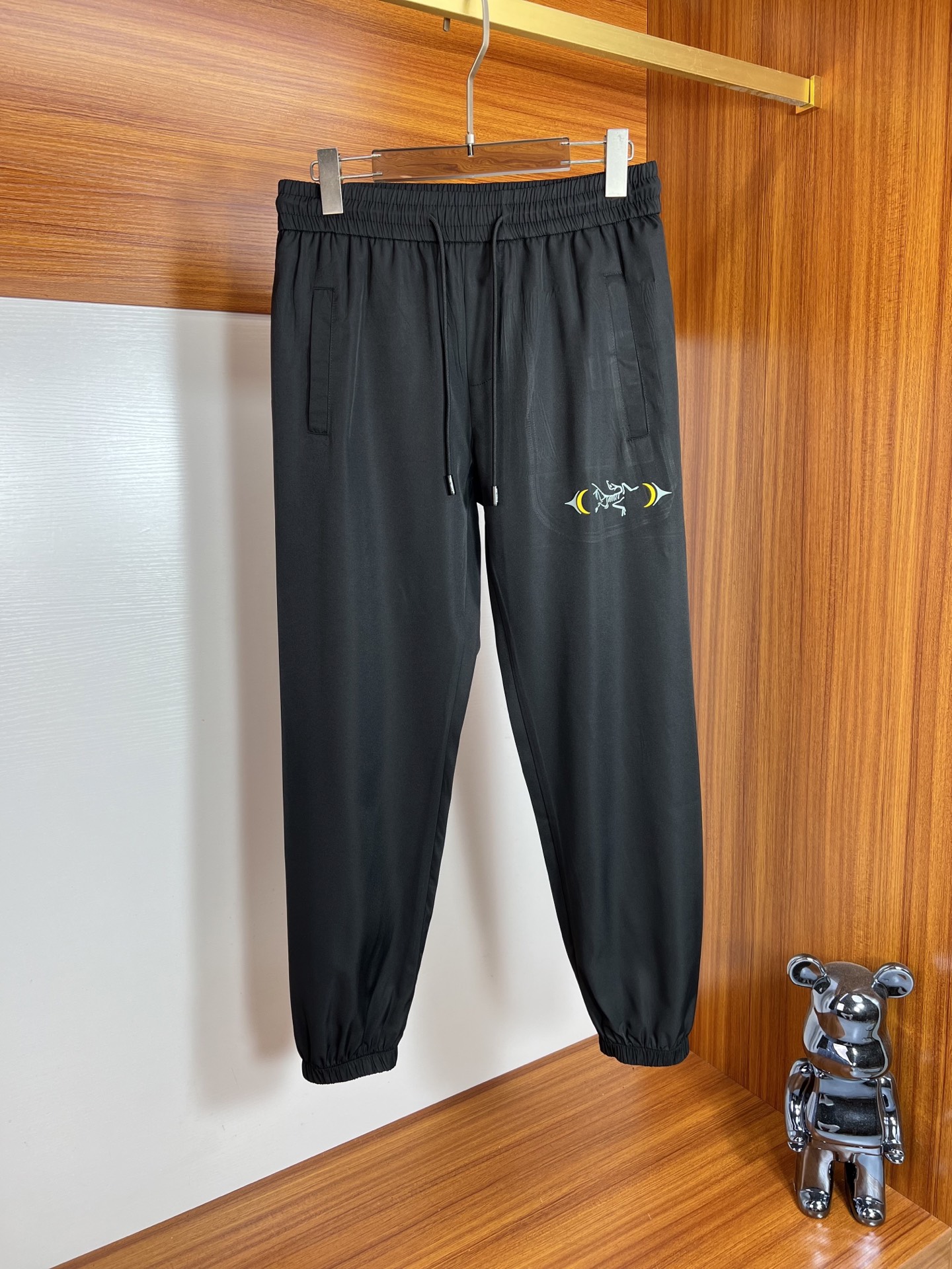 NO:471787,Arc/Architecture Bird 2025 Spring and Summer New Products, Complete Three Standards, Thin Casual Pants, Don’t need to introduce too much good products, Look at the details, Counter Code M-XXXL 175/140 Upper Body L, arc'teryx, alexander wang19860909Arc/始祖鸟 2025春夏新品 三标齐全 薄款休闲裤 好货不用过多介绍 看细节 专柜码数M-XXXL 175/140上身L,arc'teryx,alexander wang,Men's clothing