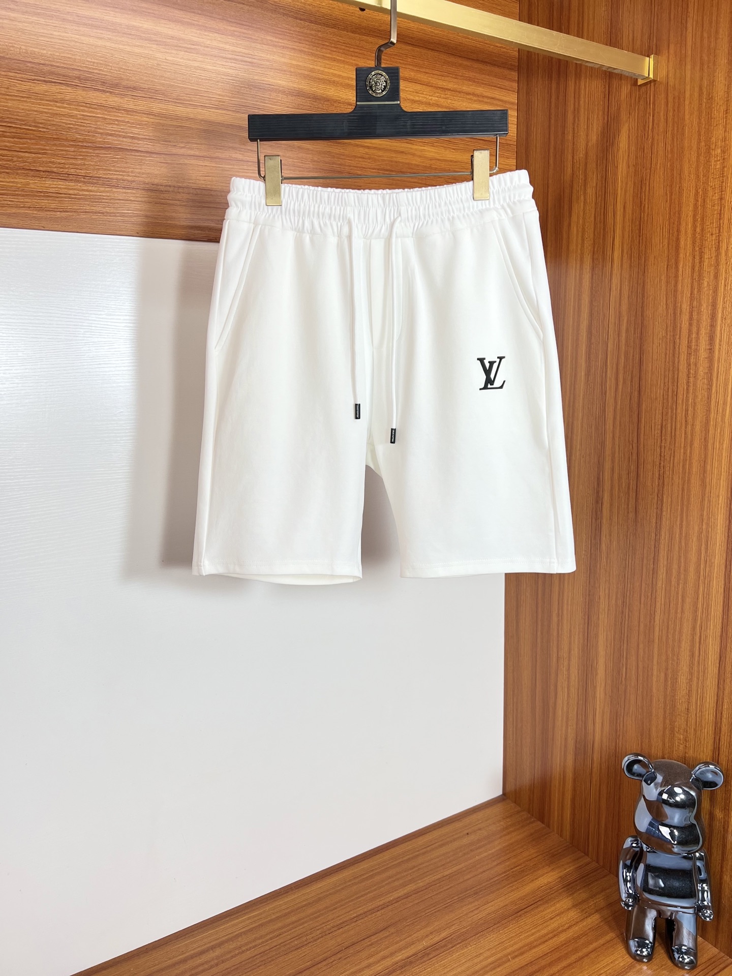 NO:419776,LV/Louis Vuitton 2025 Spring and Summer New Products, Complete Three Standards, Elastic Five-Critical Shorts, Don’t need to introduce too much good products, look at the details, Counter code M-XXXL 175/140 Upper body suggestions L,,louis vuitton,louis vuitton,shorts,alexander wang19860909LV/路易威登 2025春夏新品 三标齐全 松紧带五分短裤 好货不用过多介绍 看细节 专柜码数M-XXXL 175/140上身建议L,,louis vuitton,louis vuitton,shorts,alexander wang,Men's clothing