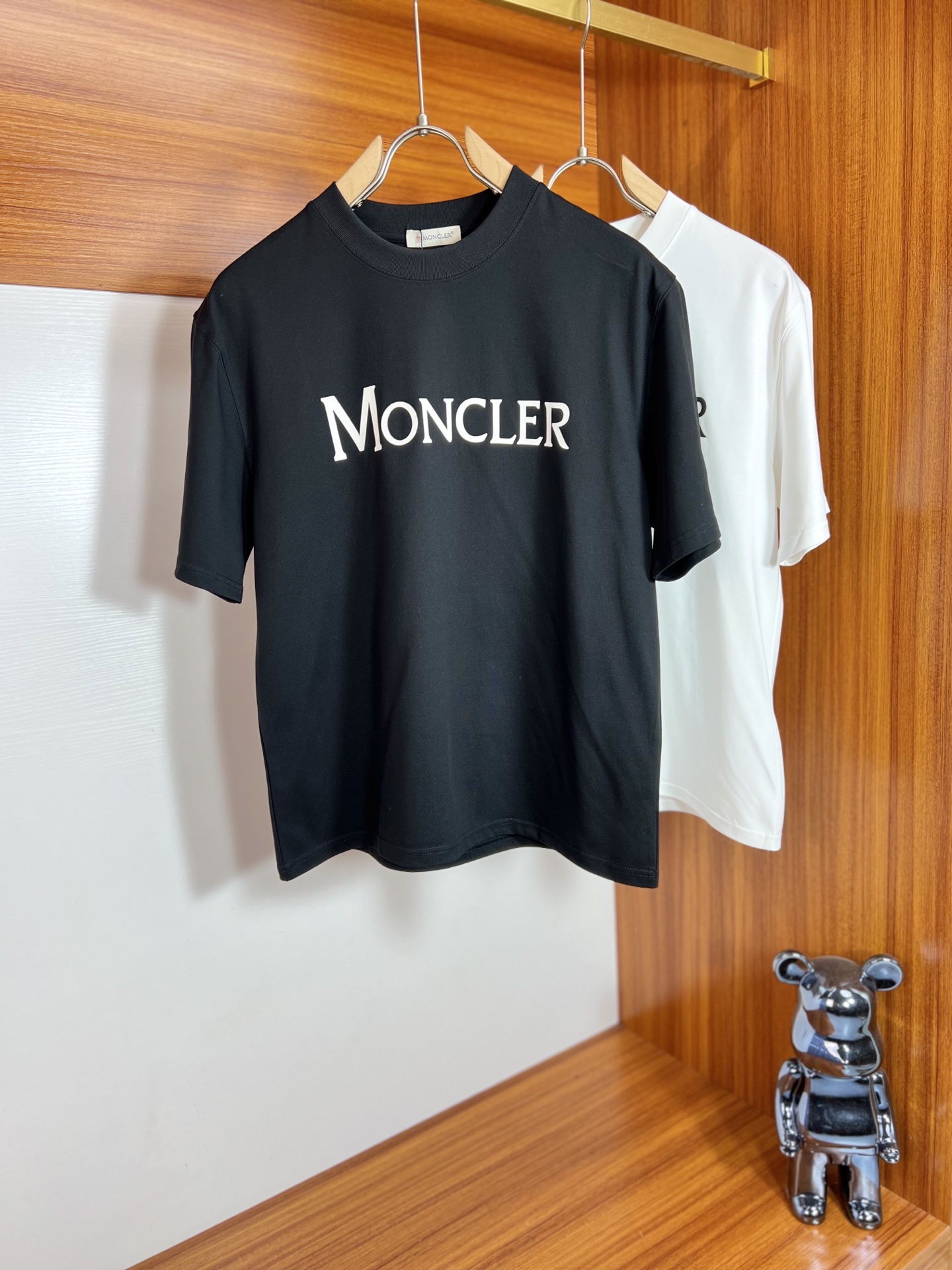 NO:134533,Moncler/Shirt 2025 Spring and Summer New Products Complete Three Standards Round Neck Pure Cotton Short-Sleeved T-shirts Don't need to introduce too much good products See details Counter code M-XXXL 175/140 Suggestions L, christian louboutin, Moncler, T-shirt, tees, t-shirt, alexander wang19860909Moncler/蒙口 2025春夏新品 三标齐全 圆领纯棉短袖T恤 好货不用过多介绍 看细节 专柜码数M-XXXL 175/140建议L,,christian louboutin,Moncler,T-shirt,tees，t-shirt,alexander wang,Men's clothing