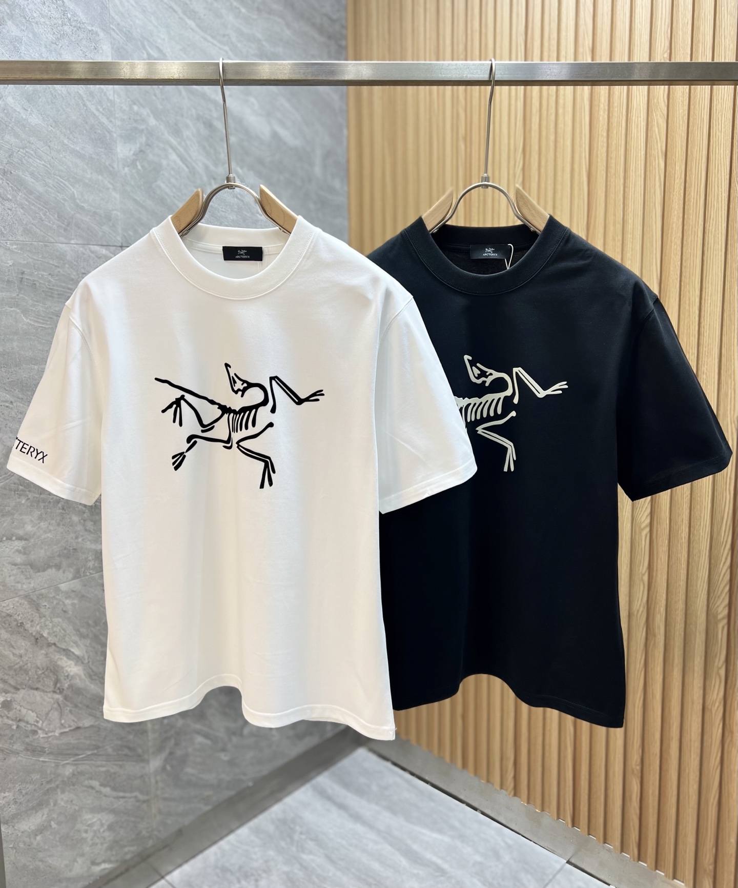 NO:134525,Arc/Architecture Bird 2025 Spring and Summer New Products, Complete Three Standards, Round Neck Pure Cotton Short-Sleeve T-shirts, Don’t need to introduce too much good products, look at the details, Counter Code M-XXXL 175/140 Suggestions, Arc'teryx, T-shirt, Tees, t-shirt, alexander wang19860909Arc/始祖鸟 2025春夏新品 三标齐全 圆领纯棉短袖T恤 好货不用过多介绍 看细节 专柜码数M-XXXL 175/140建议L,arc'teryx,T-shirt,tees，t-shirt,alexander wang,Men's clothing