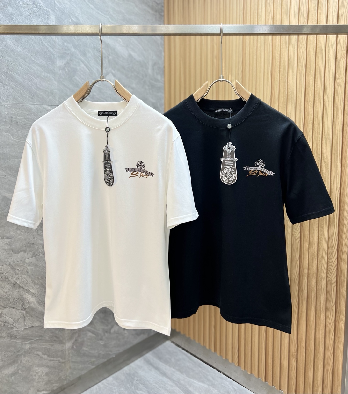 NO:506492,Ch/Croxin 2025 spring and summer new product, complete three standards, round neck pure cotton short-sleeved T-shirt, no need to introduce too much good products, look at the details, counter code M-XXXL 175/Suggestions L,,,chrome hearts,T-shirt,tees,t-shirt,alexander wang19860909Ch/克罗心 2025春夏新品 三标齐全 圆领纯棉短袖T恤 好货不用过多介绍 看细节 专柜码数M-XXXL 175/建议L ,,,chrome hearts,T-shirt,tees，t-shirt,alexander wang,Men's clothing