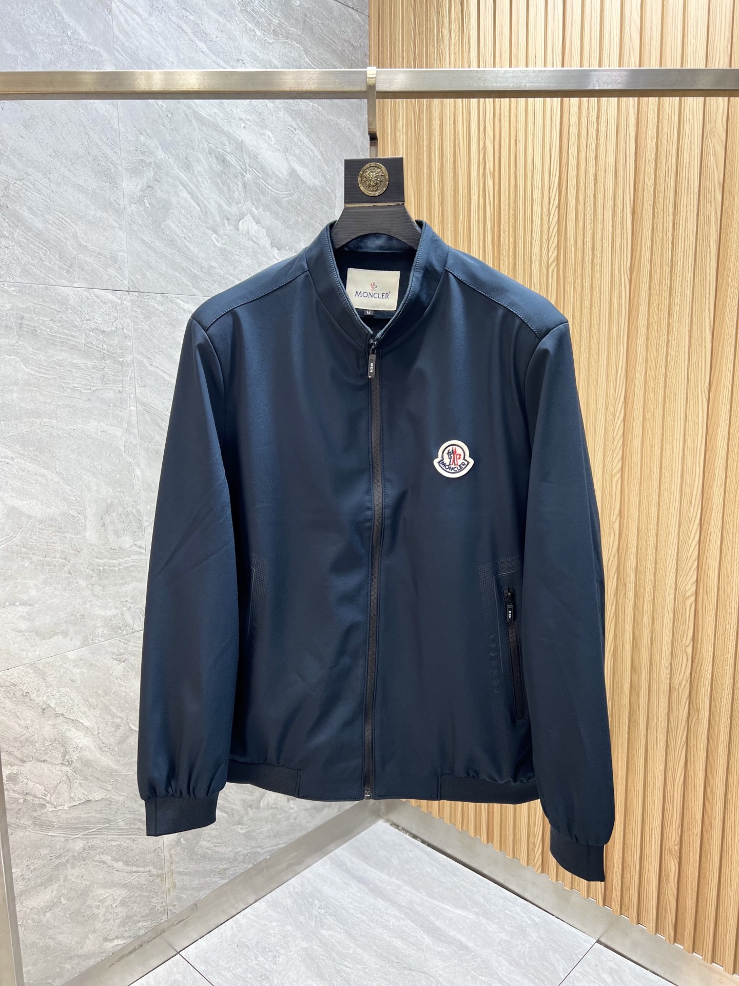 NO:127987,Moncler/Shirt 2025 Spring and Summer New Products, Three Standards, Jackets, Don’t need to introduce too much good products, look at the details, Counter code 48-56 175/140, 50 upper body,,christian louboutin,Moncler, jackets & coats,jackets & coats,alexander wang19860909Moncler/蒙口 2025春夏新品 三标齐全 夹克外套 好货不用过多介绍 看细节 专柜码数48-56 175/140上身50,,christian louboutin,Moncler,jackets & coats,jackets & coats,alexander wang,Men's clothing