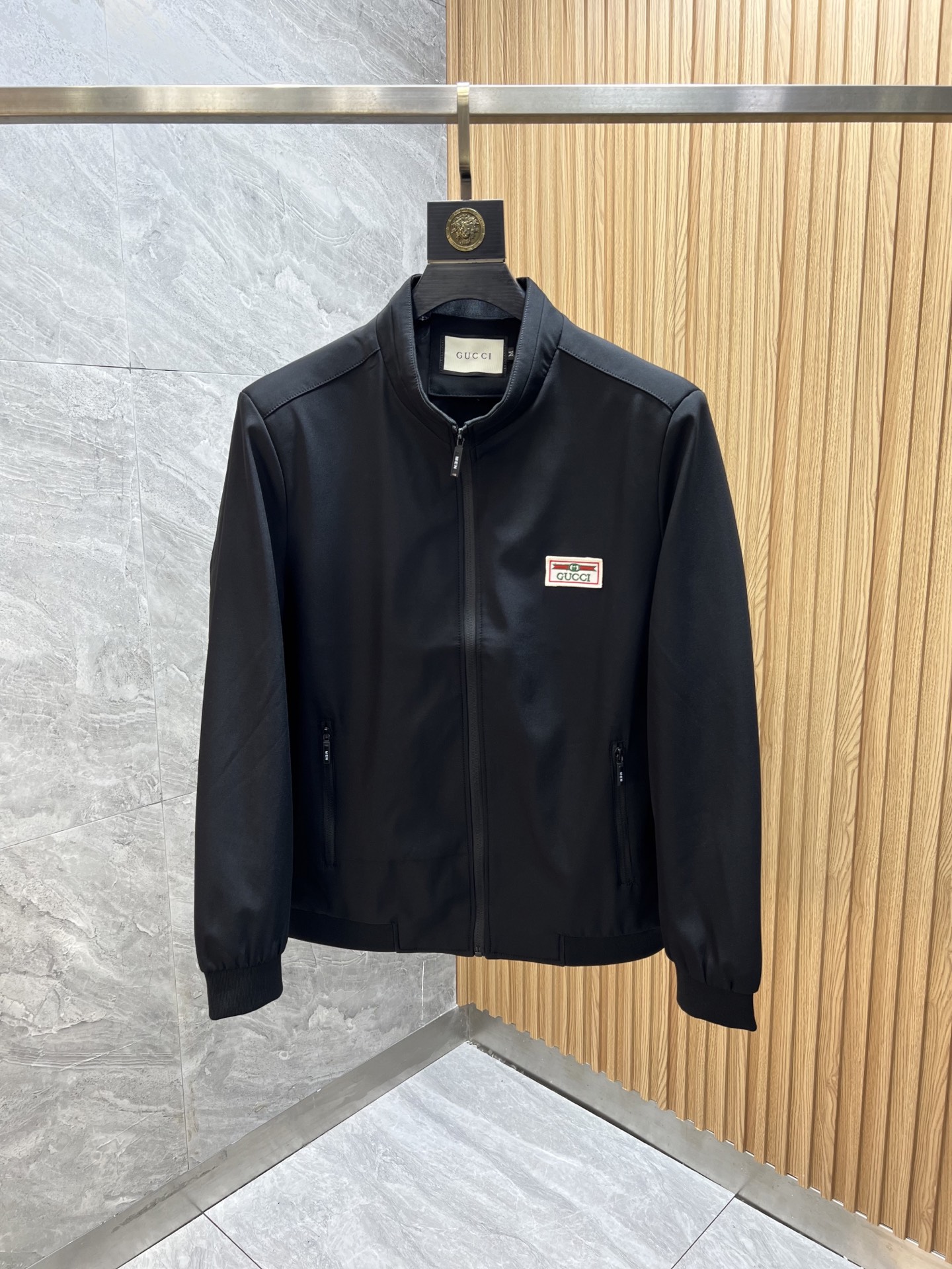 NO:127993,Gucci/Gucci 2025 Spring and Summer New Products, Complete Three Standards, Jackets, Don’t need to introduce too much good products, look at the details, Counter code 48-56 175/140 Upper body 50,,gucci,jackets & coats,jackets & coats,alexander wang19860909Gucci/古奇 2025春夏新品 三标齐全 夹克外套 好货不用过多介绍 看细节 专柜码数48-56 175/140上身50,,gucci,jackets & coats,jackets & coats,alexander wang,Men's clothing