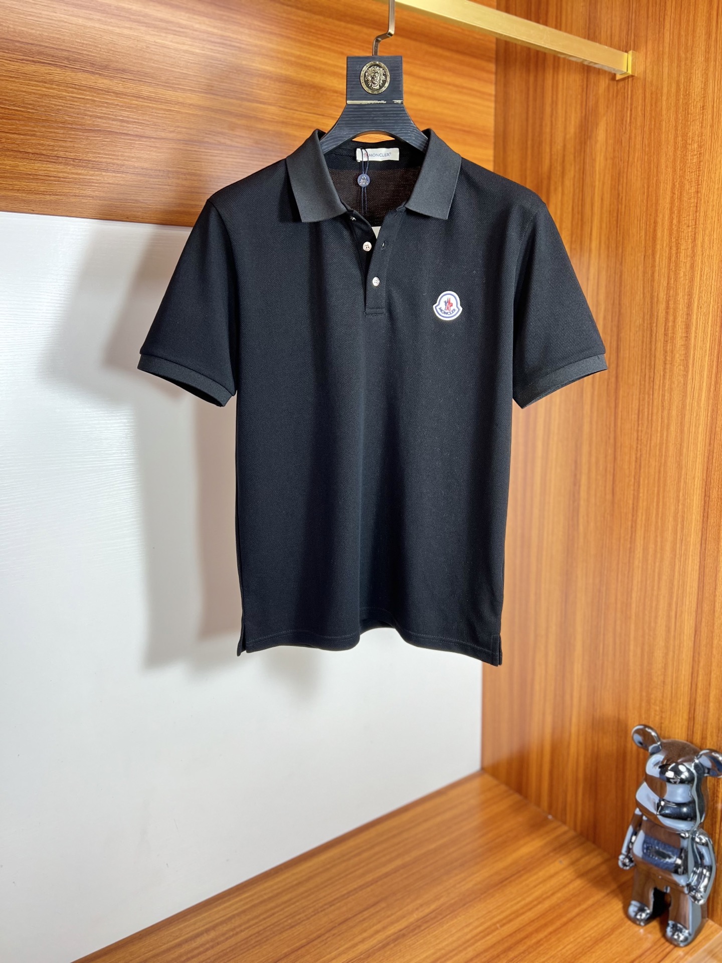 PZWMoncler/蒙口 年春夏新品上新 三标齐全 翻领短袖POLO衫 好货不用过多介绍 看细节 专柜码数：M-XXXL /YS建议L， 