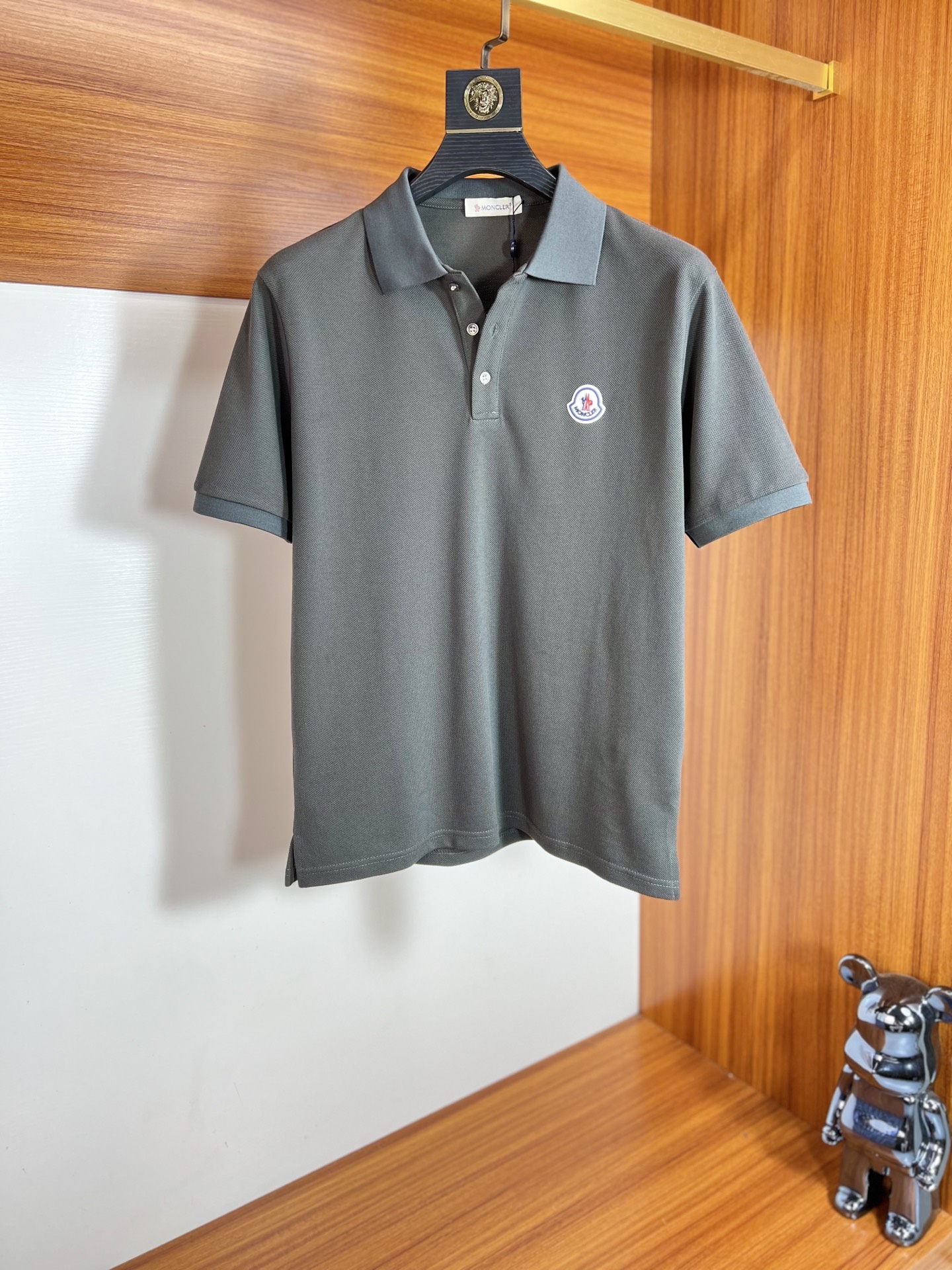 PZWMoncler/蒙口 年春夏新品上新 三标齐全 翻领短袖POLO衫 好货不用过多介绍 看细节 专柜码数：M-XXXL /YS建议L， 