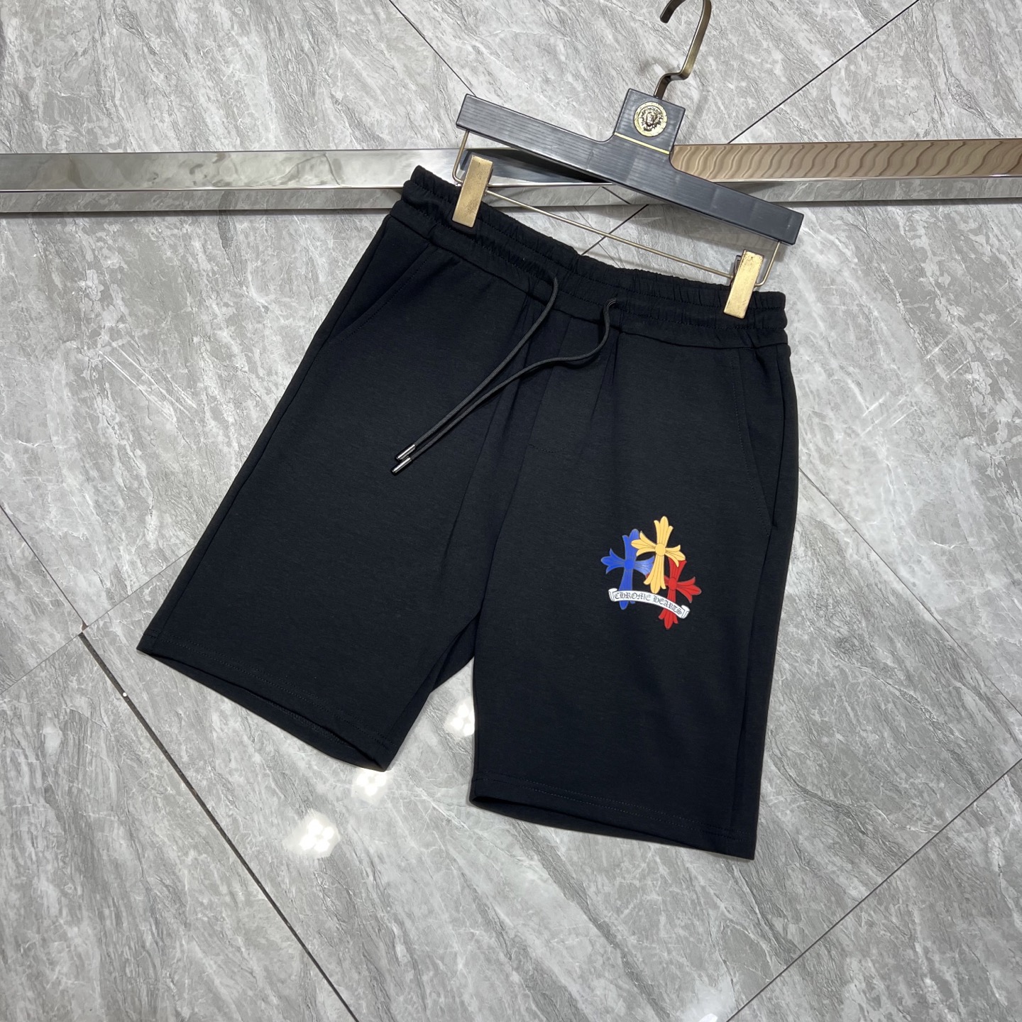 NO:141779,Ch/Croxin 2025 spring and summer new product, complete three standards, elastic five-point casual pants and shorts, good products do not need to be introduced too much, look at the details, counter number M-XXXL / 140 upper body suggestions L,,chrome hearts, shorts, alexander wang19860909Ch/克罗心 2025春夏新品 三标齐全 松紧带五分休闲裤短裤 好货不用过多介绍 看细节 专柜码数M-XXXL /140上身建议L,,chrome hearts,shorts,alexander wang,Men's clothing