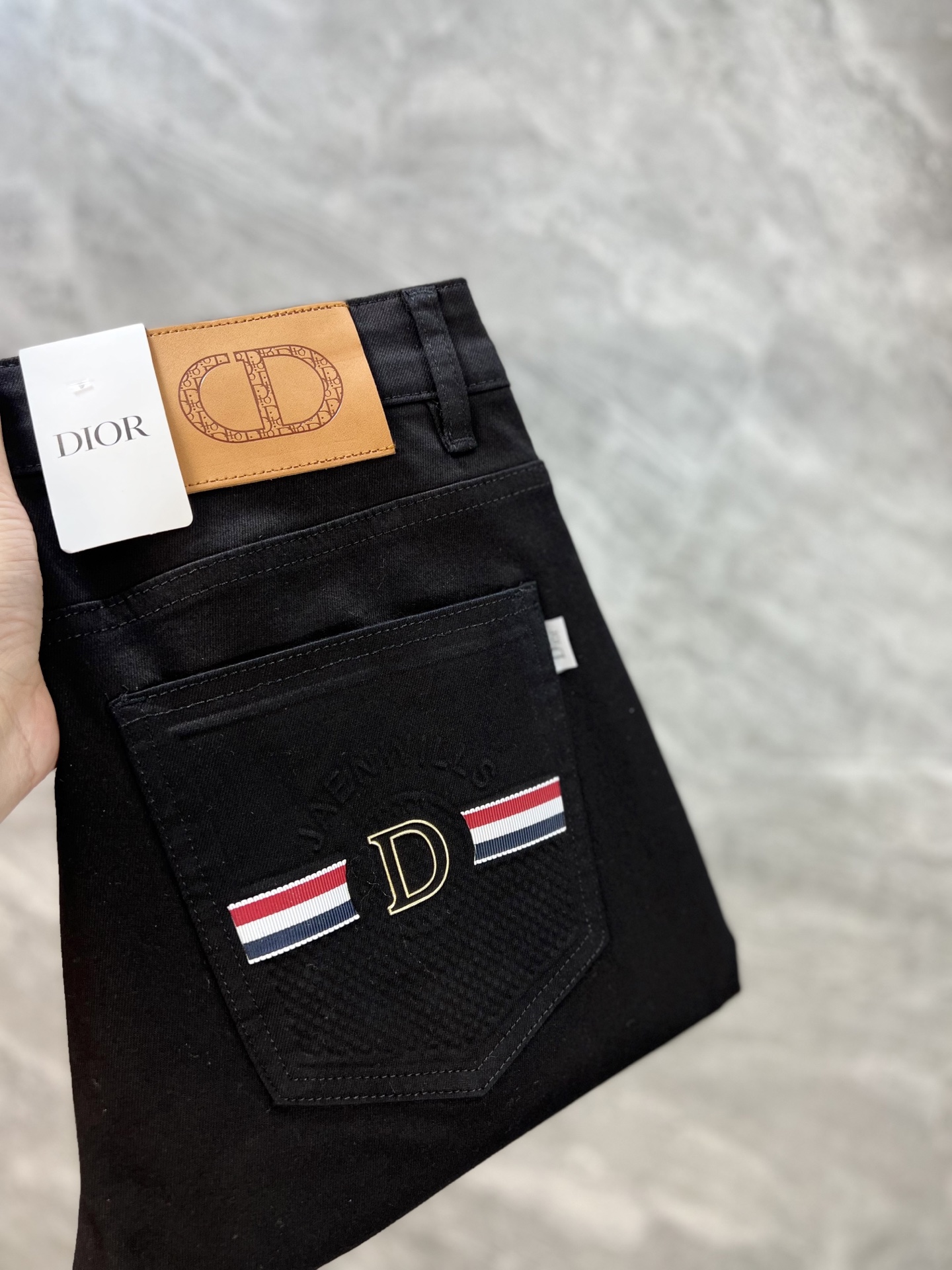 NO:141776,Dior/Dior 2025 spring and summer new products, complete three standards, jeans, good products, don't need to introduce too much, look at the details, counter number 29-38 / 140 upper body 32,,dior,dior,jeans,alexander wang19860909Dior/迪奥 2025春夏新品 三标齐全 牛仔裤 好货不用过多介绍 看细节 专柜码数29-38 /140上身32码,,dior,dior,jeans,alexander wang,Men's clothing