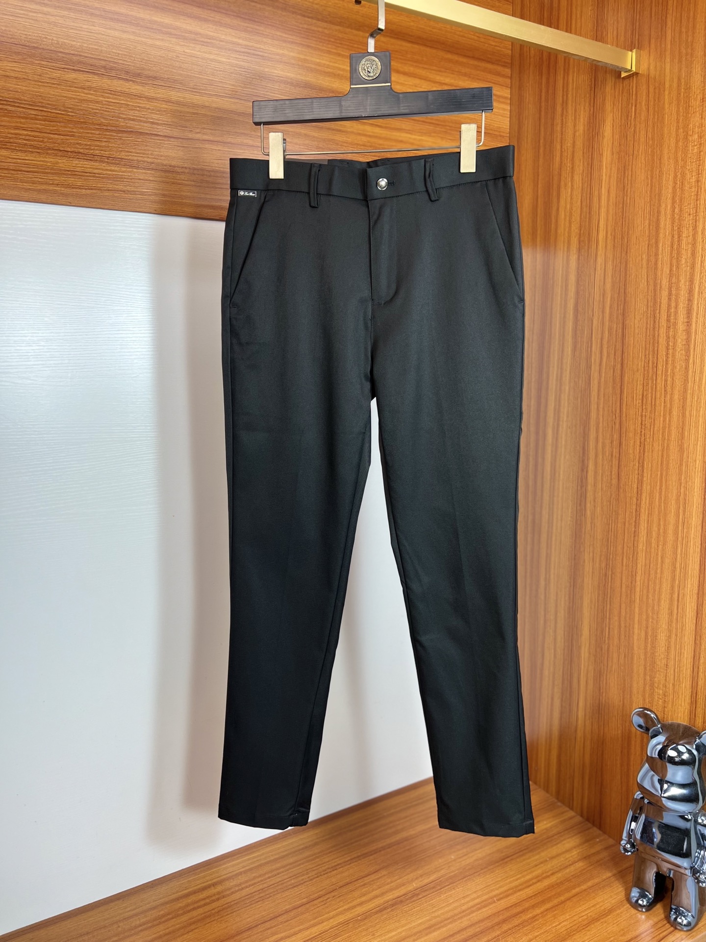 NO:503478,, LP Spring and summer new products, complete three-standard trousers, casual pants, good products, don't need to introduce too much, look at the details, counter number 29-36 / 140 upper body 32 sizes,,loro piano,alexander wang19860909, LP 春夏新品 三标齐全 西裤 休闲裤 好货不用过多介绍 看细节 专柜码数29-36 /140上身32码,,loro piana,alexander wang,Men's clothing