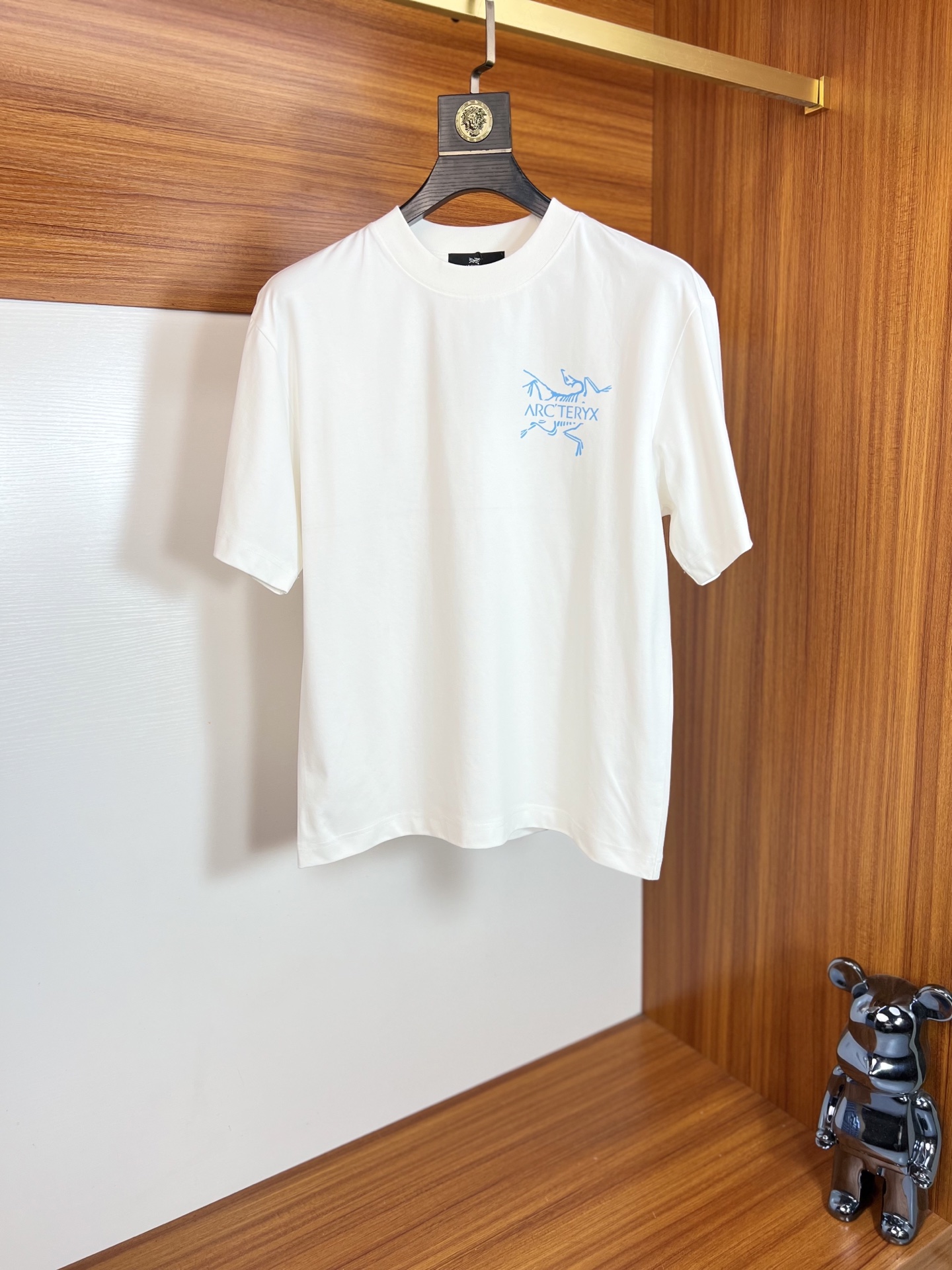 NO:134545,Arc/Architecture Bird New Products for Spring and Summer 2025 are available in new spring and summer. Three standards are complete. Round neck short-sleeved T-shirt. Don’t need to introduce too much good products. Look at the details. Counter code S-XXXL 175/140 Suggestions M, arc'teryx, T-shirt,tees, t-shirt,alexander wang19860909Arc/始祖鸟 2025年春夏新品上新 三标齐全 圆领短袖T恤 好货不用过多介绍 看细节 专柜码数S-XXXL 175/140建议M,arc'teryx,T-shirt,tees，t-shirt,alexander wang,Men's clothing