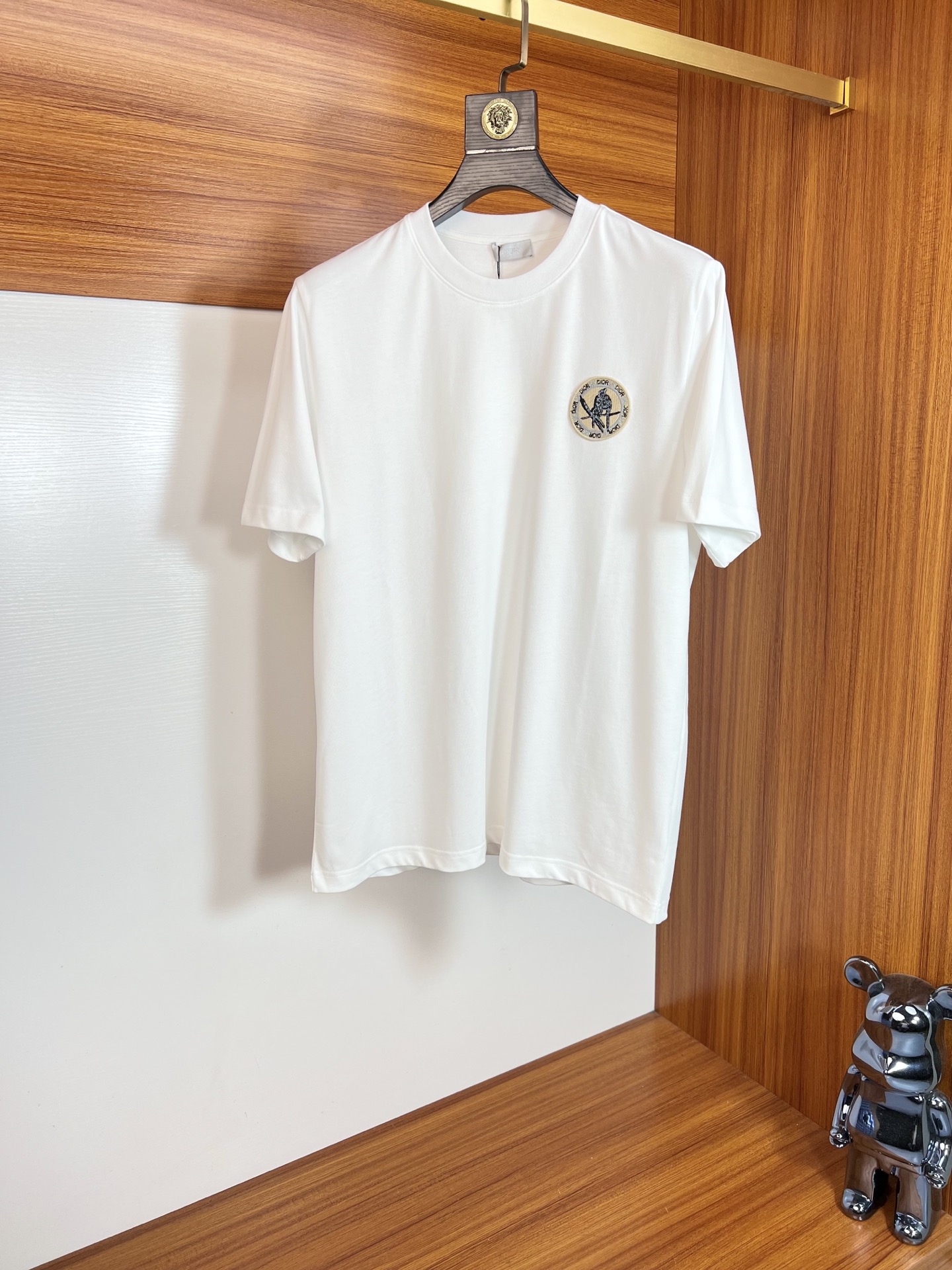 NO:153212,Dior/Dior 2025 spring and summer new product, complete three standards, round neck pure cotton short-sleeved T-shirt, no need to introduce too much good products, look at the details, counter code S-XL /140 suggestions M,,dior,dior,T-shirt,tees,t-shirt,alexander wang19860909Dior/迪奥 2025春夏新品 三标齐全 圆领纯棉短袖T恤 好货不用过多介绍 看细节 专柜码数S-XL /140建议M,,dior,dior,T-shirt,tees，t-shirt,alexander wang,Men's clothing