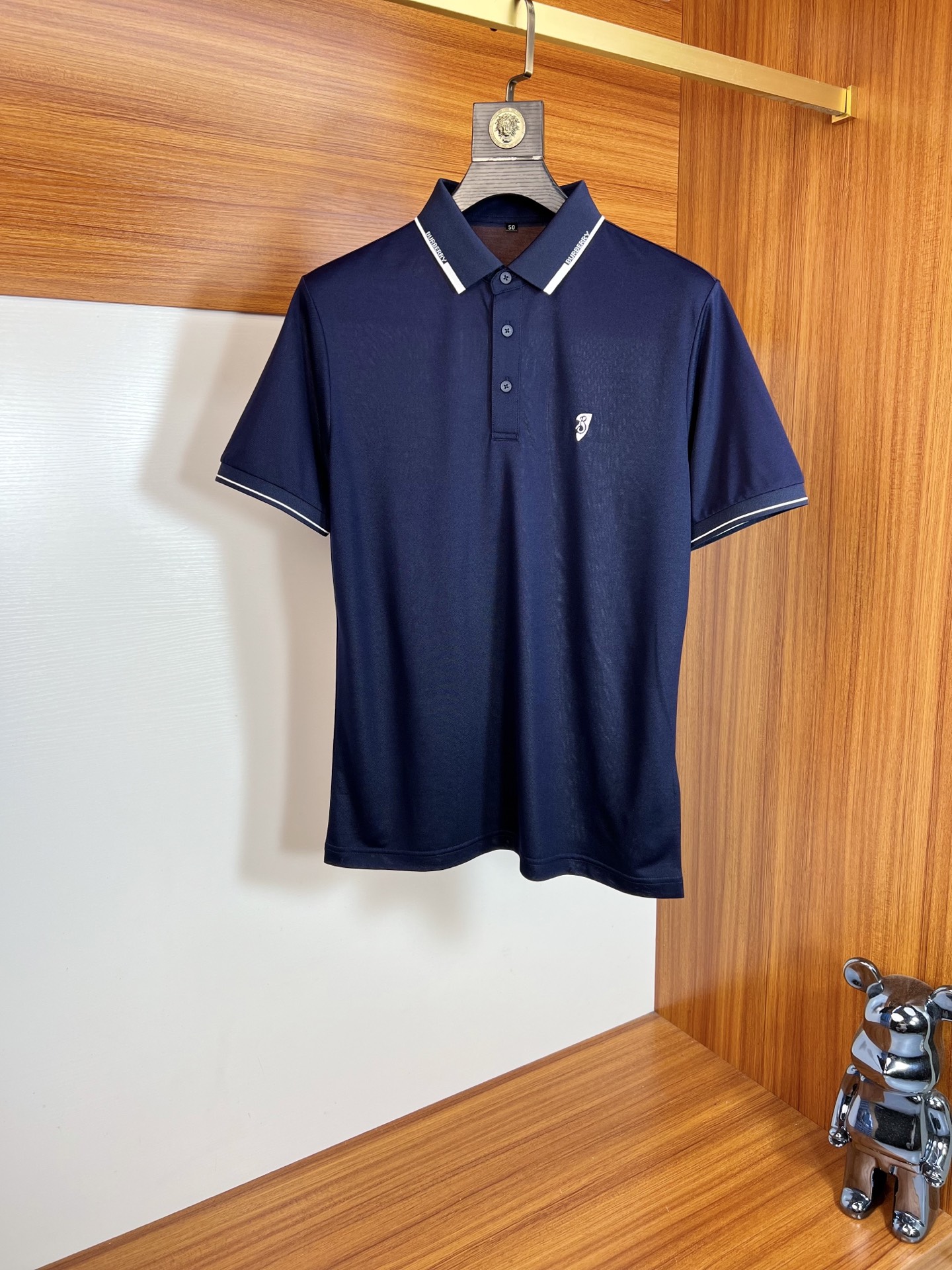 NO:159901,Burberry/Burberry New products are available in spring and summer, complete three standards, lapel short-sleeved POLO shirt, good products do not need to be introduced too much, look at the details, counter number M-XXXXL 175/140 Suggestions,,,burberry,burberry,T-shirt,alexander wang19860909Burberry/巴宝莉 年春夏新品上新 三标齐全 翻领短袖POLO衫 好货不用过多介绍 看细节 专柜码数M-XXXXL 175/140建议L,,,burberry,burberry,T-shirt,alexander wang,Men's clothing