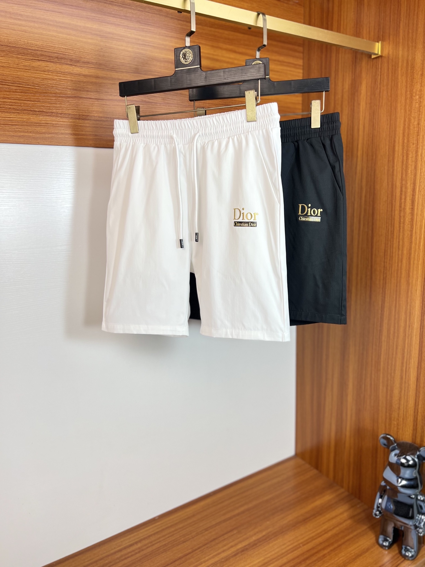 NO:140288,Dior/Dior 2025 spring and summer new products, complete three-standard five-point shorts, good products don’t need to be introduced too much, look at the details, counter number M-XXXL /140 upper body suggestions L,,dior,dior, shorts,alexander wang19860909Dior/迪奥 2025春夏新品 三标齐全 五分短裤 好货不用过多介绍 看细节 专柜码数M-XXXL /140上身建议L,,dior,dior,shorts,alexander wang,Men's clothing
