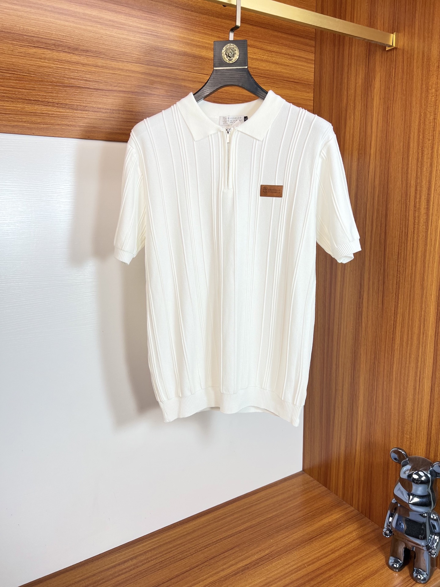 NO:141803,BC 2025 new spring and summer products are available, complete three standards, knitted lapel short-sleeved POLO shirt, no need to introduce too much good products, look at the details, counter number M-XXXXL 175/140 Suggestions L,,,,T-shirt,alexander wang19860909BC 2025年春夏新品上新 三标齐全 针织翻领短袖POLO衫 好货不用过多介绍 看细节 专柜码数M-XXXXL 175/140建议L,,,T-shirt,alexander wang,Men's clothing