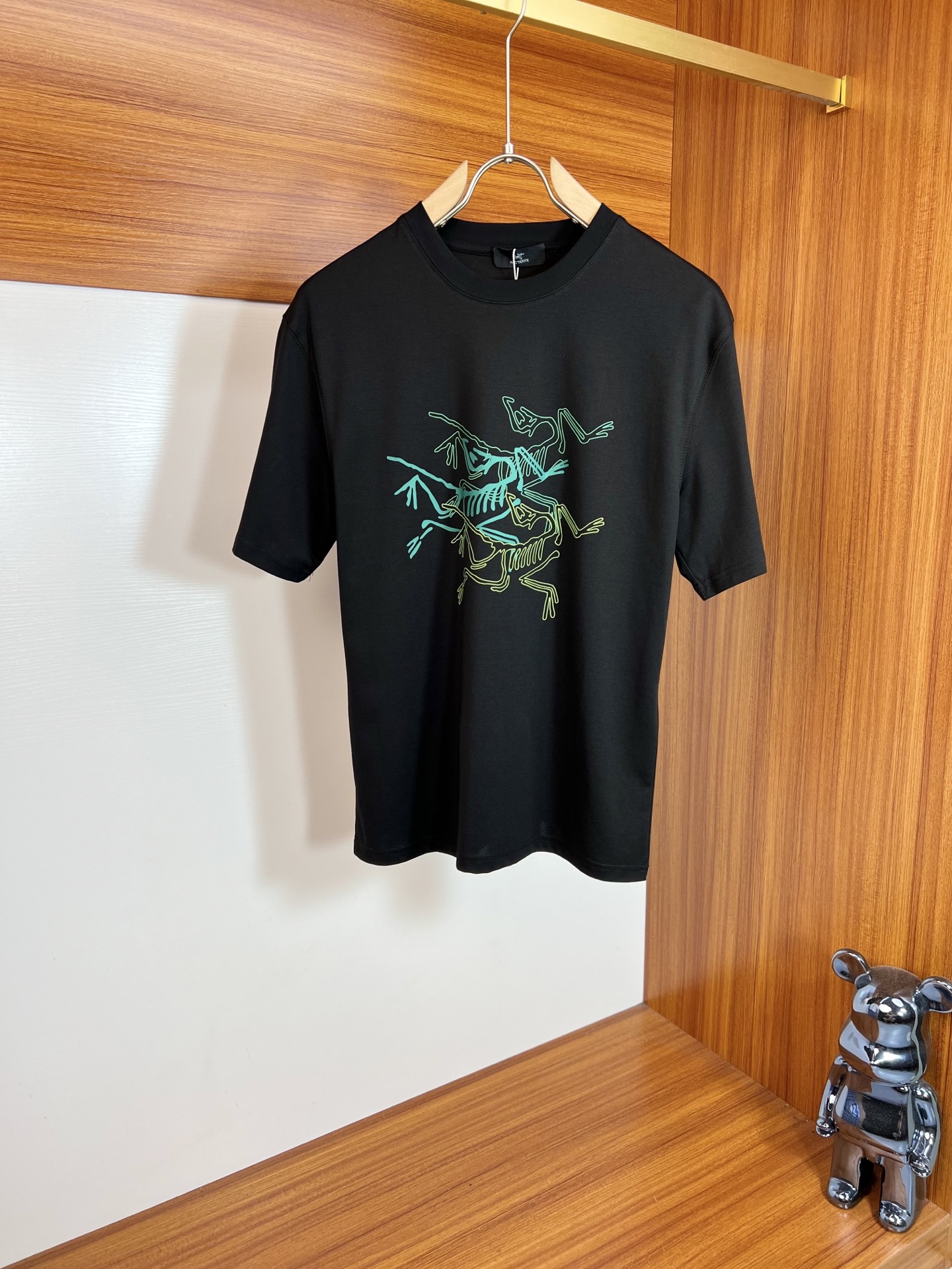 NO:509750,Arc/Architecture Bird 2025 Spring and Summer New Products, Complete Three Standards, Mercerized Cotton Short-Sleeve T-shirts, Good Products, Don’t need to introduce too much, Look at the details, Counter Code M-XXXL 175/140 Suggestions, Arc'teryx, T-shirt, Tees, t-shirt, alexander wang19860909Arc/始祖鸟 2025春夏新品 三标齐全 丝光棉短袖T恤 好货不用过多介绍 看细节 专柜码数M-XXXL 175/140建议L,arc'teryx,T-shirt,tees，t-shirt,alexander wang,Men's clothing