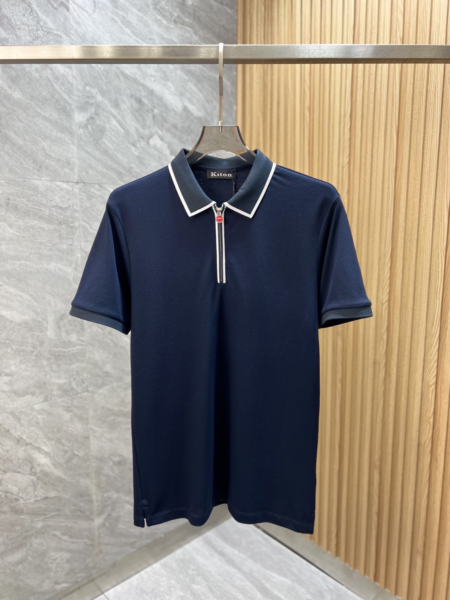 NO:159928,Kiton Spring and Summer New Products, Complete Three Standards, Lapel Short-Sleeve Polo Shirt, Don't need to introduce too much good products, look at the details, Counter Code M-XXXL 175/140 Suggestions L, T-shirt, alexander wang19860909Kiton 春夏新品 三标齐全 翻领短袖polo衫 好货不用过多介绍 看细节 专柜码数M-XXXL 175/140建议L,,T-shirt,alexander wang,Men's clothing