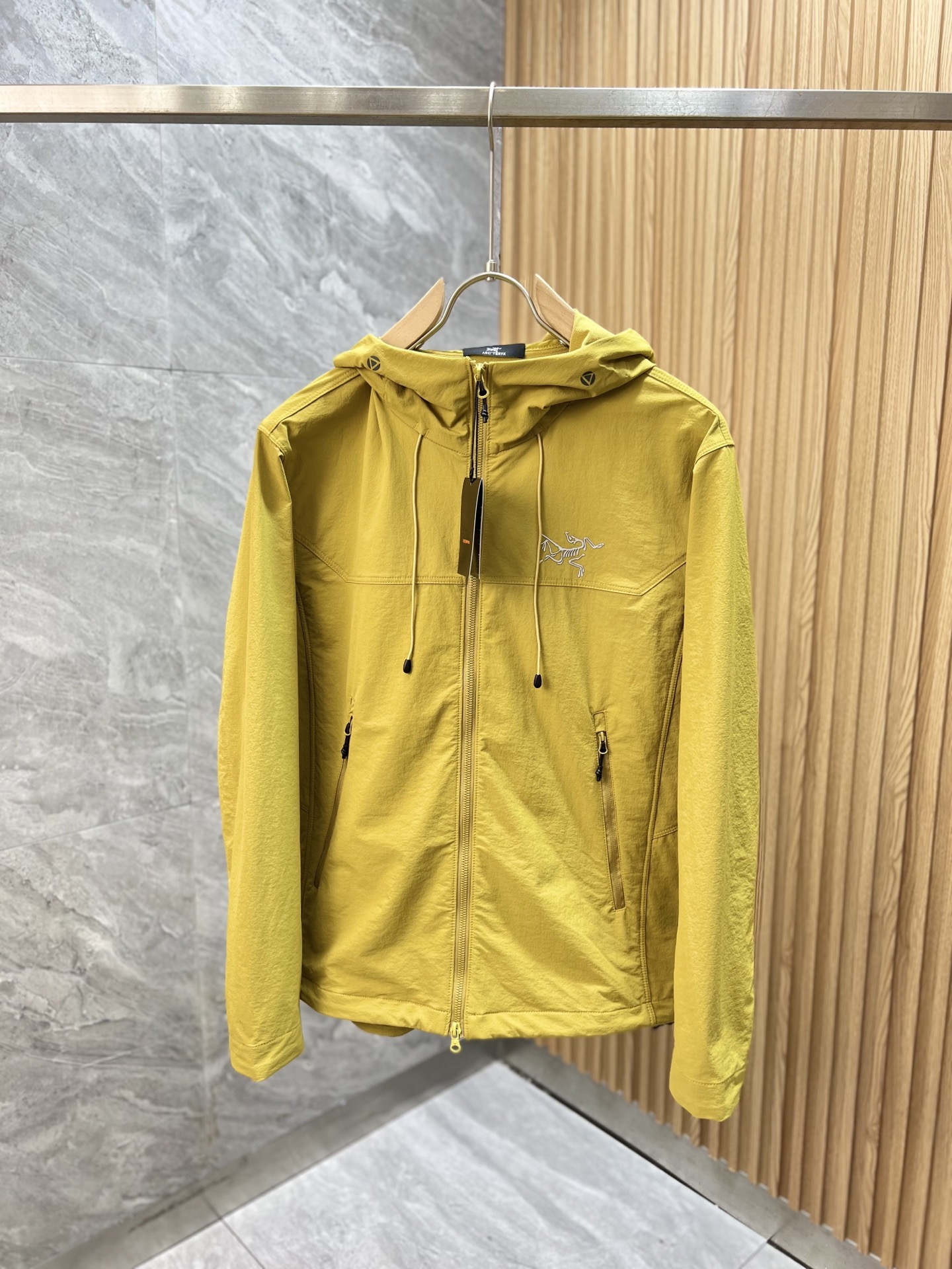 NO:491339,Arc/Architecture Bird 2025 Spring and Summer New Products, Complete Three Standards, Thin Jacket Jacket, Flip-up Clothing, Don't need to introduce too much good products, Look at the details, Counter code M-XXXL /140 upper body L, arc'teryx, jackets & coats, jackets & coats, alexander wang19860909Arc/始祖鸟 2025春夏新品 三标齐全 冲锋衣薄款夹克外套 翻晒服 好货不用过多介绍 看细节 专柜码数M-XXXL /140上身L,arc'teryx,jackets & coats,jackets & coats,alexander wang,Men's clothing